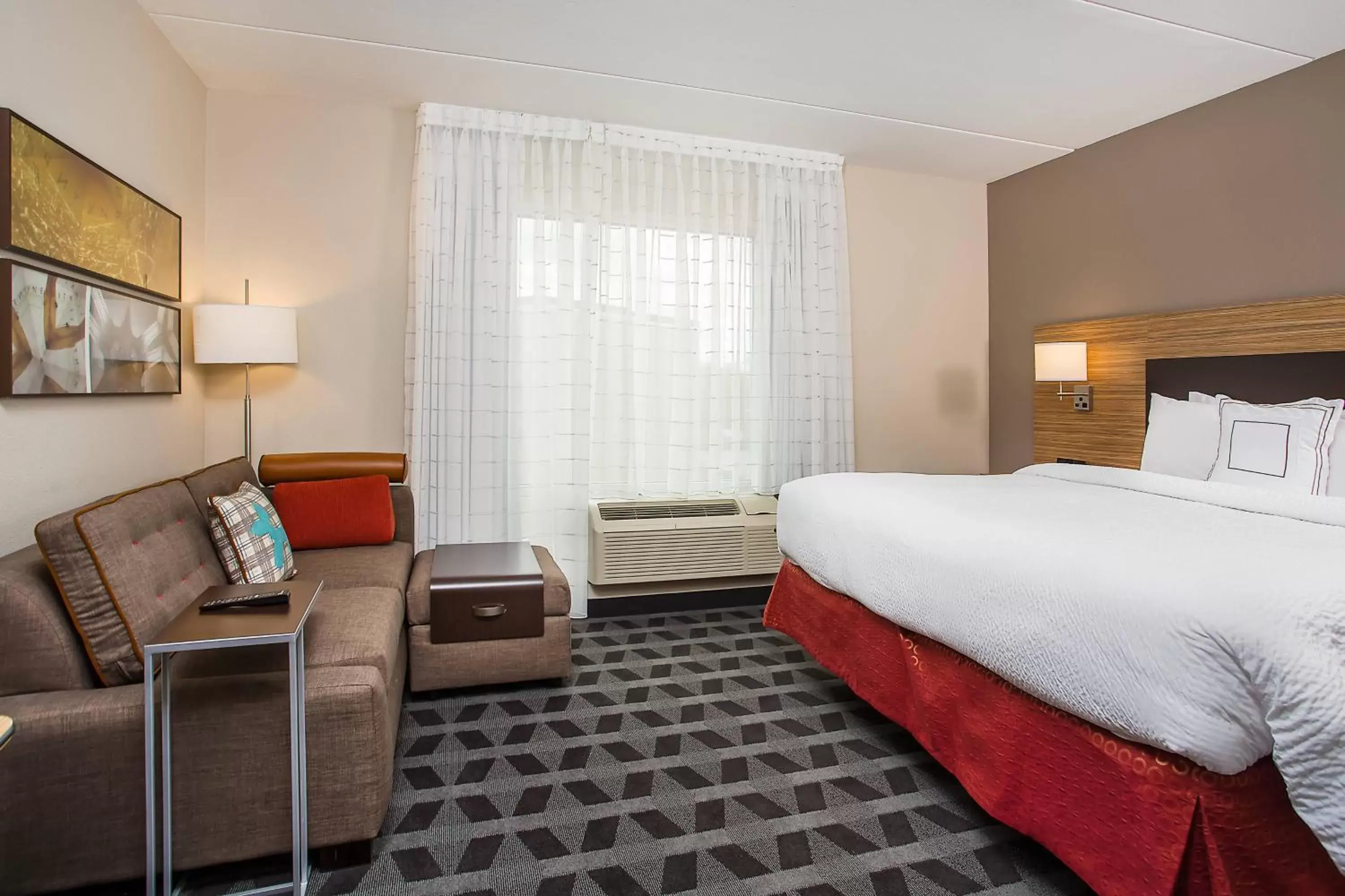 Photo of the whole room, Bed in TownePlace Suites by Marriott Cookeville