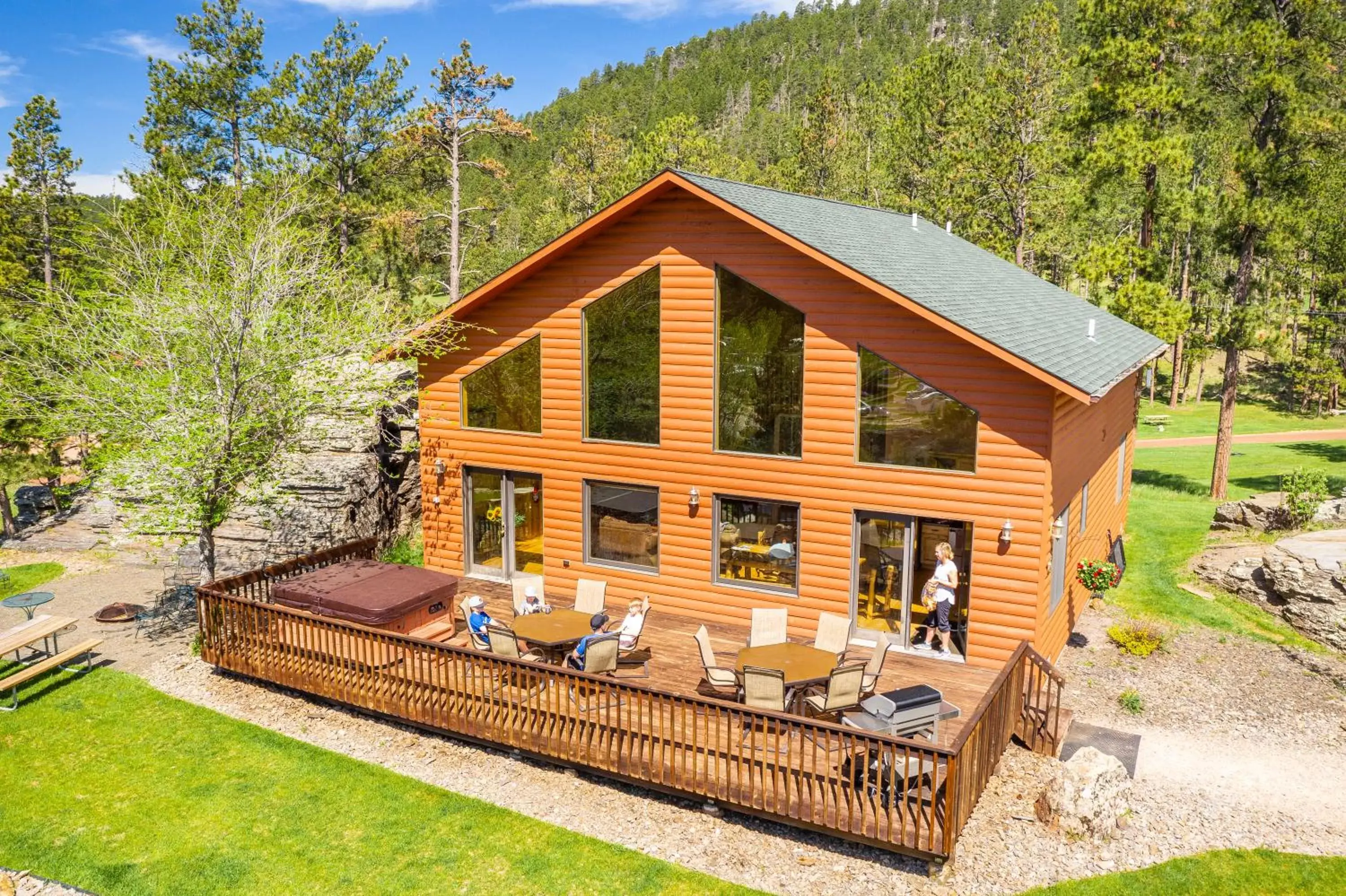 BBQ facilities, Property Building in Lodge at Palmer Gulch