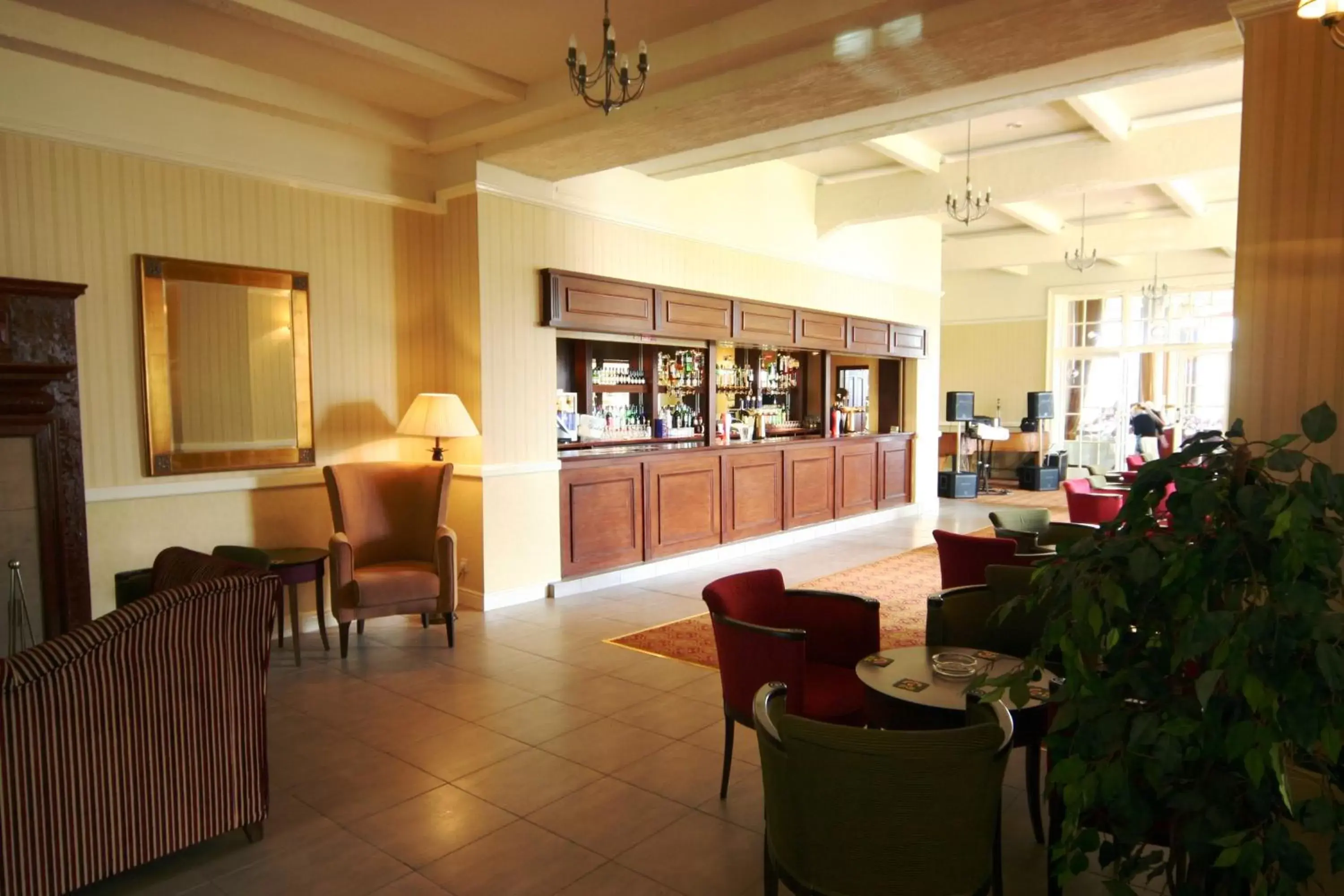 Restaurant/places to eat, Lounge/Bar in Cumbria Grand Hotel