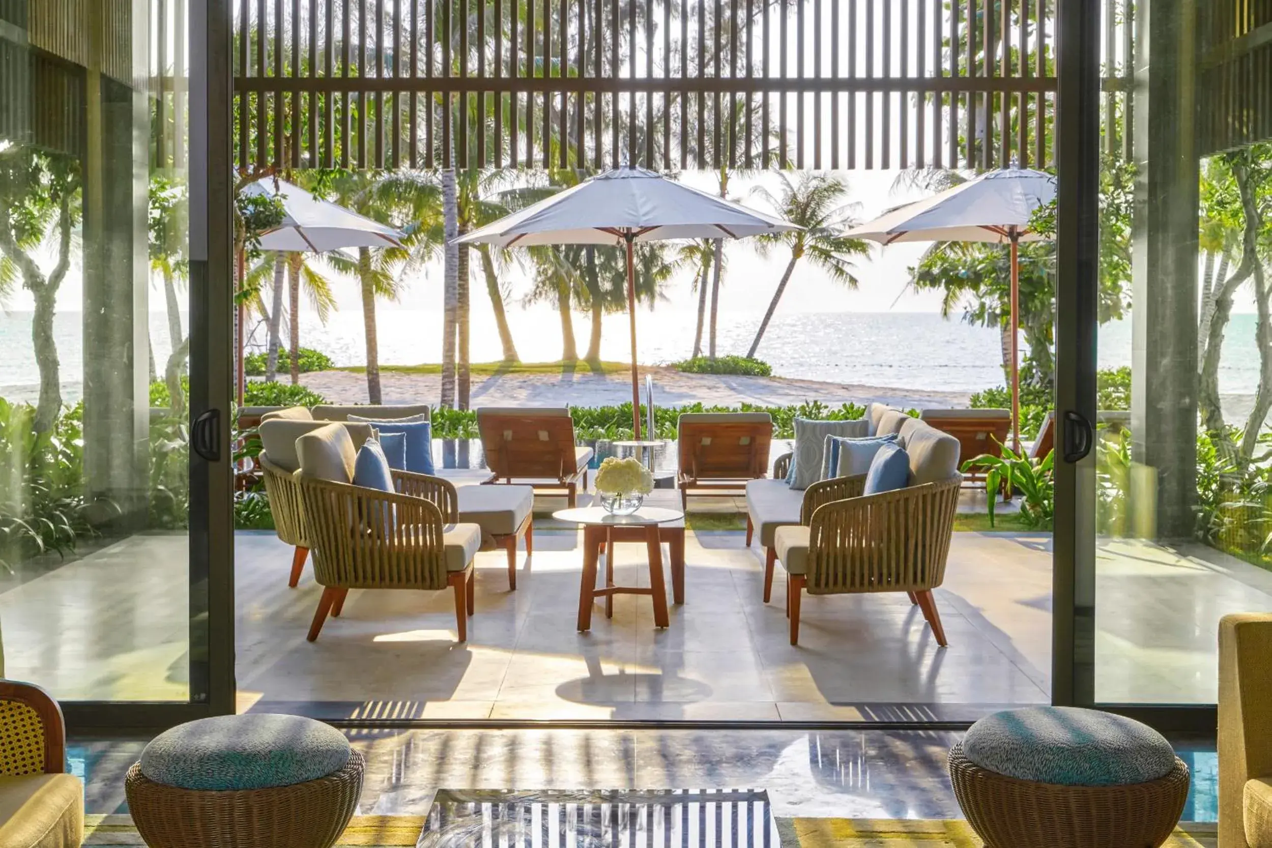 Seating area, Restaurant/Places to Eat in InterContinental Phu Quoc Long Beach Resort, an IHG Hotel