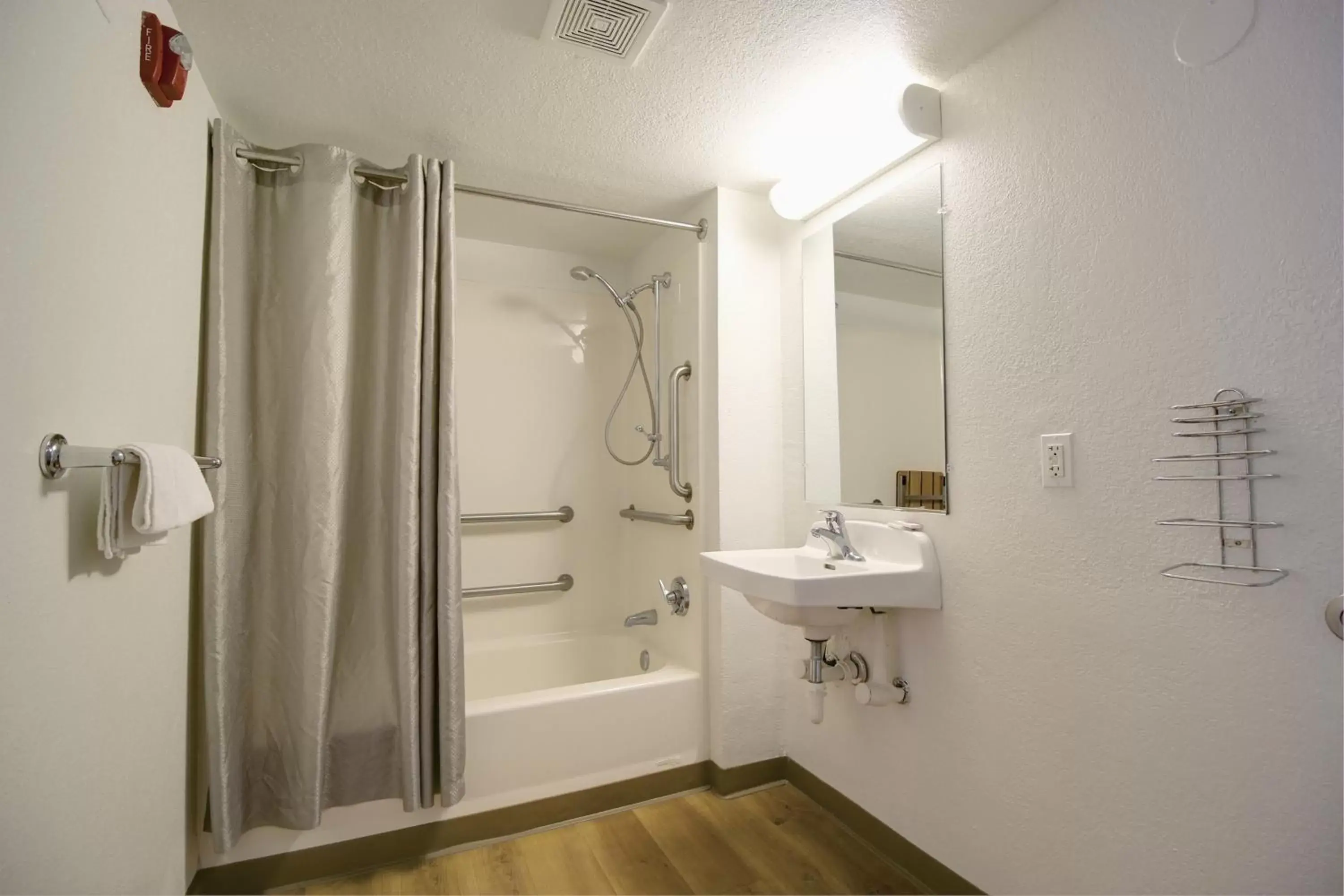 Bathroom in Motel 6-Lantana, FL