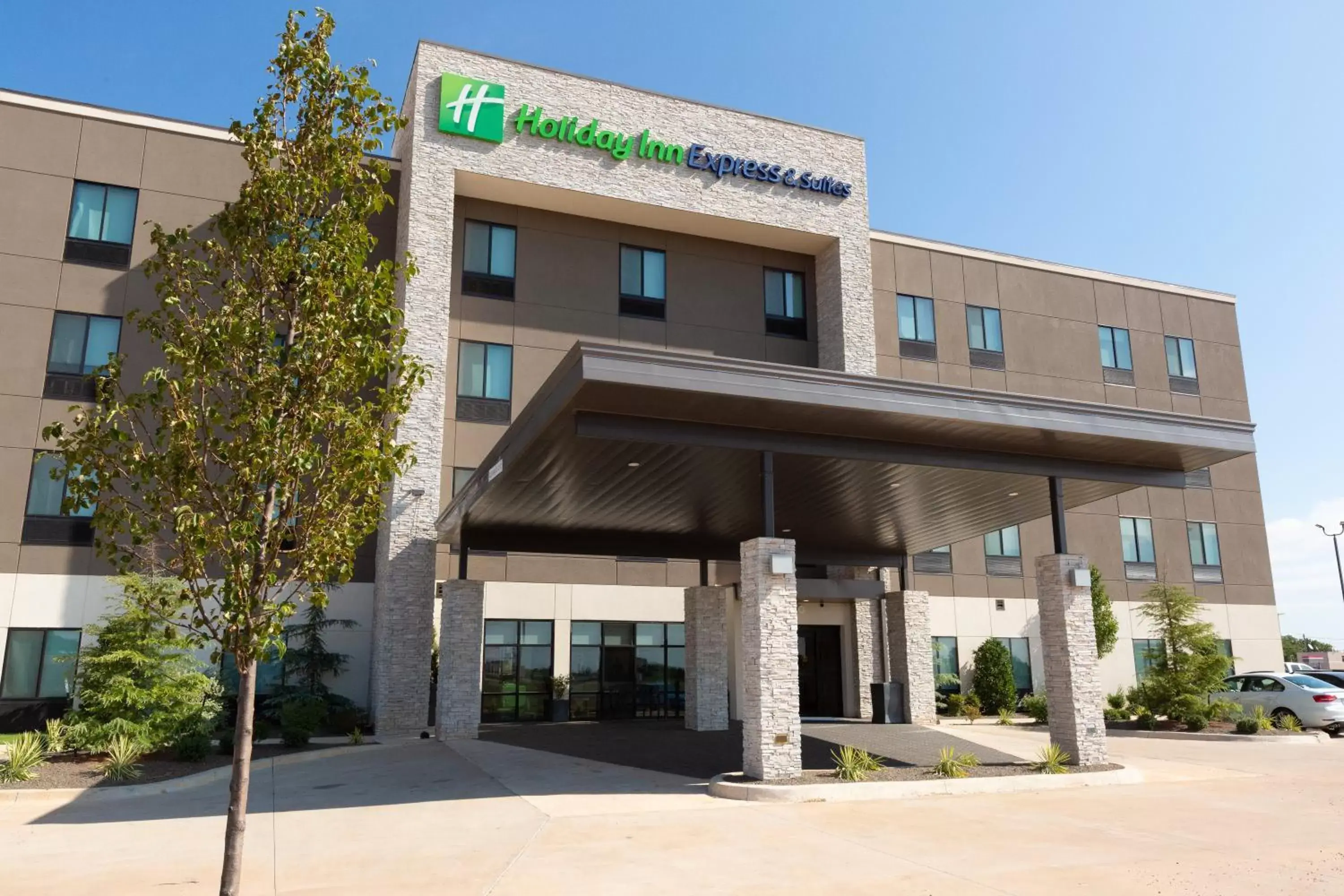Property building in Holiday Inn Express & Suites - Kingfisher, an IHG Hotel