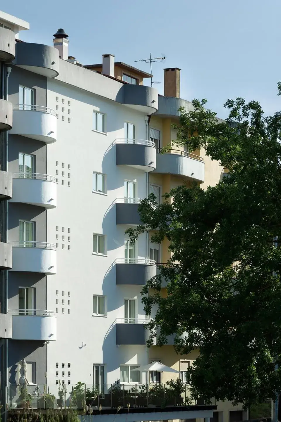 Balcony/Terrace, Property Building in Cova da Iria Hotel