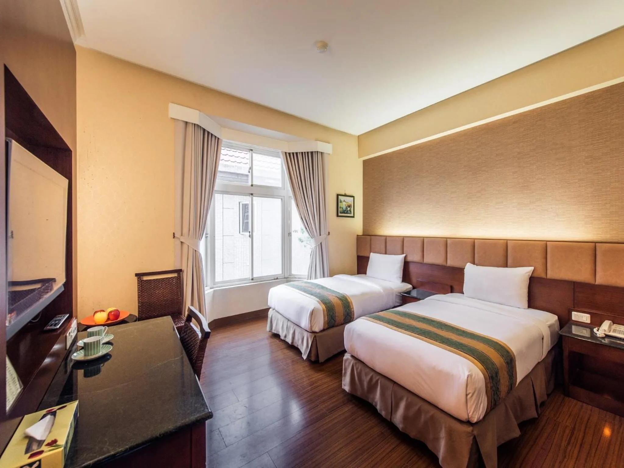 Photo of the whole room, Bed in Travel Road Motel