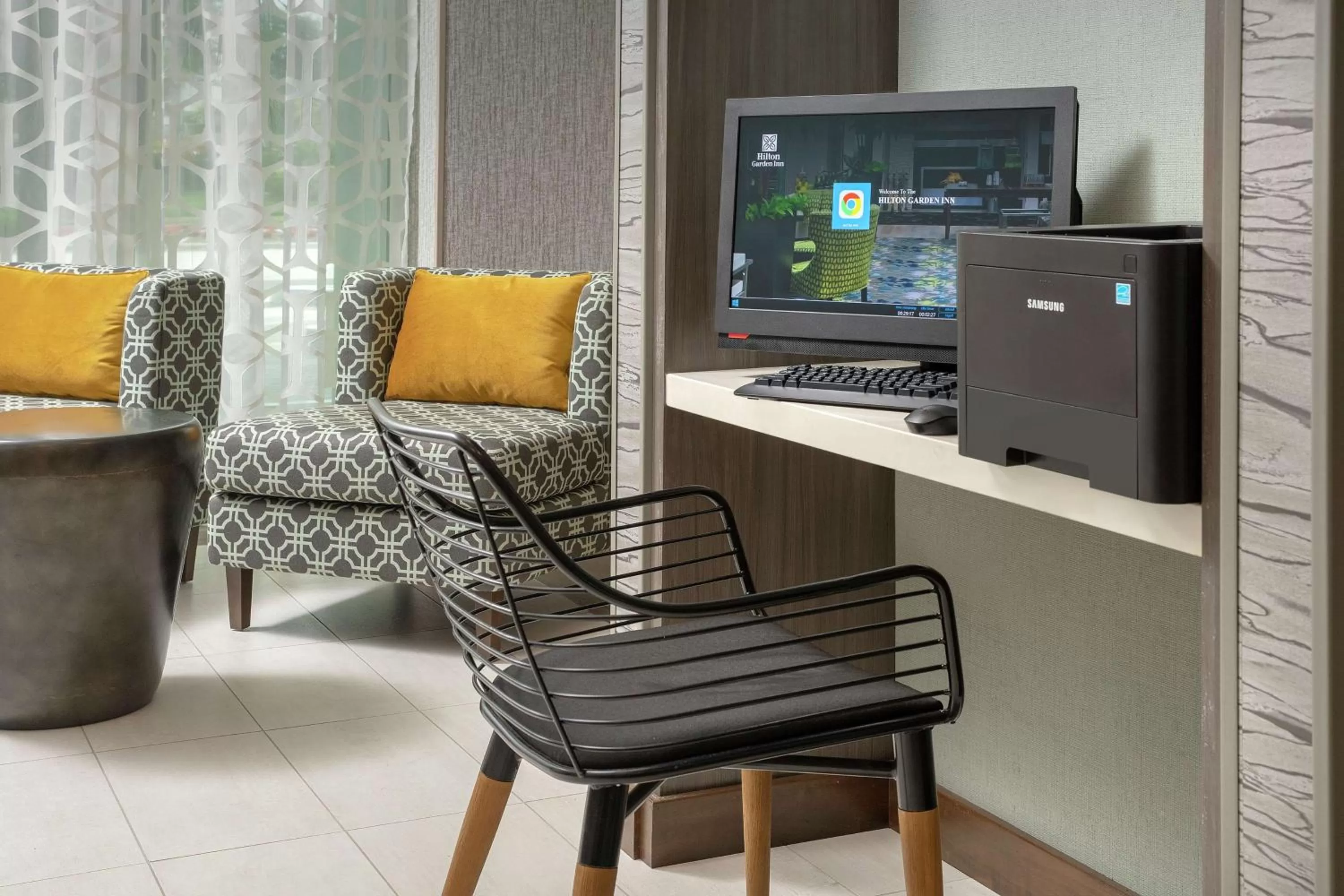 Business facilities in Hilton Garden Inn Miami Brickell South