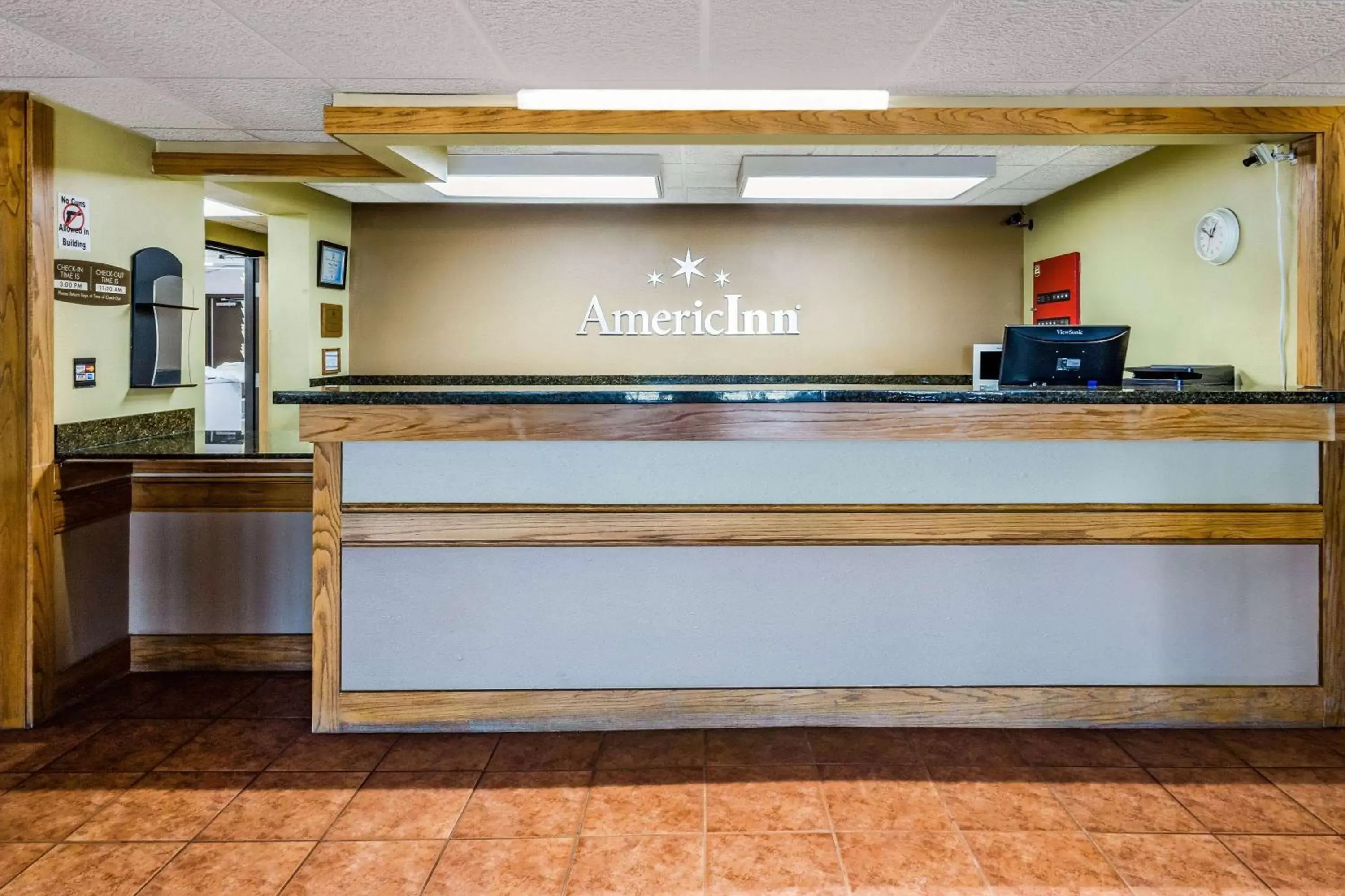 Lobby or reception, Lobby/Reception in AmericInn by Wyndham Blue Earth