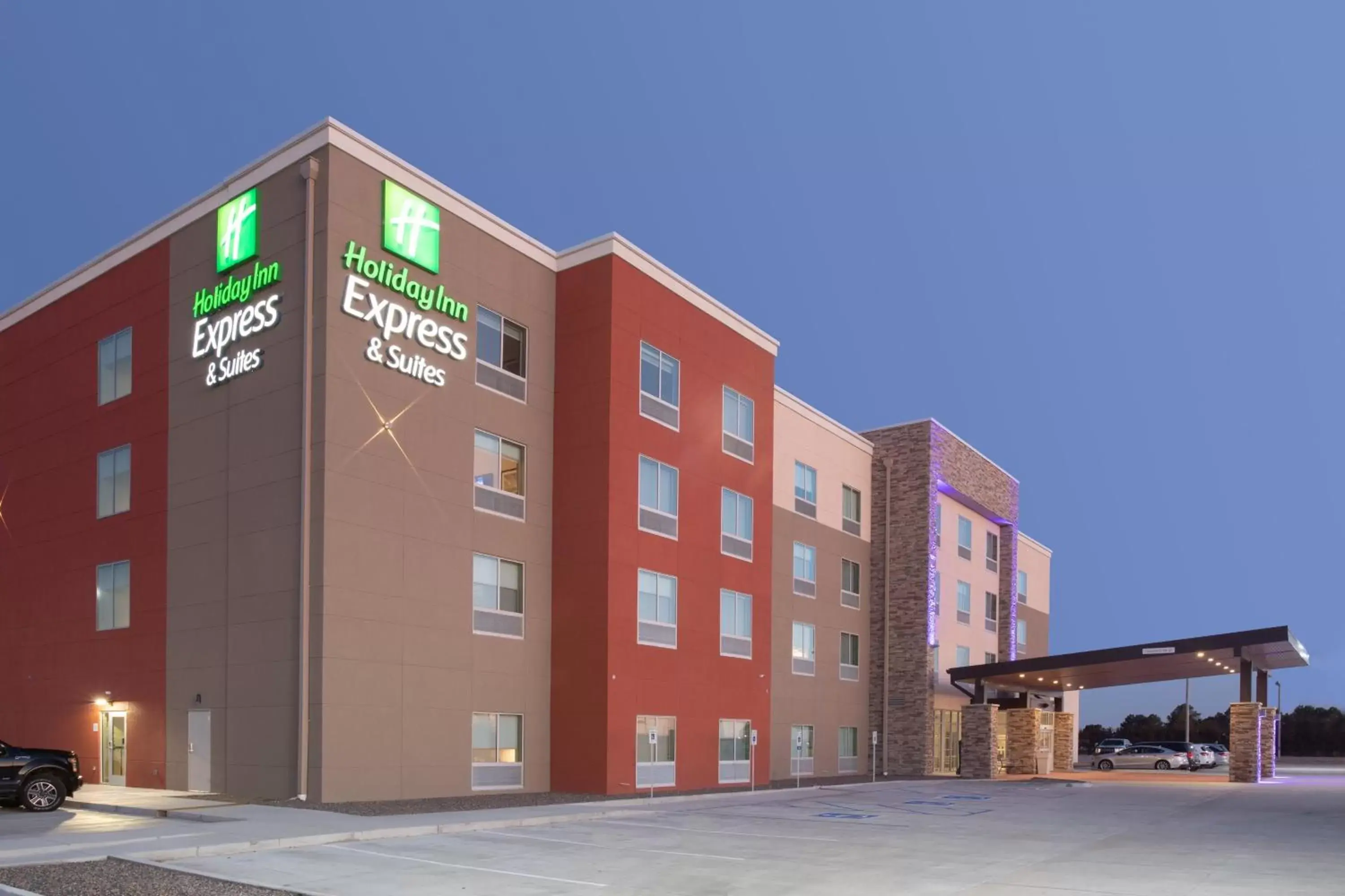 Property Building in Holiday Inn Express & Suites - Goodland I-70, an IHG Hotel