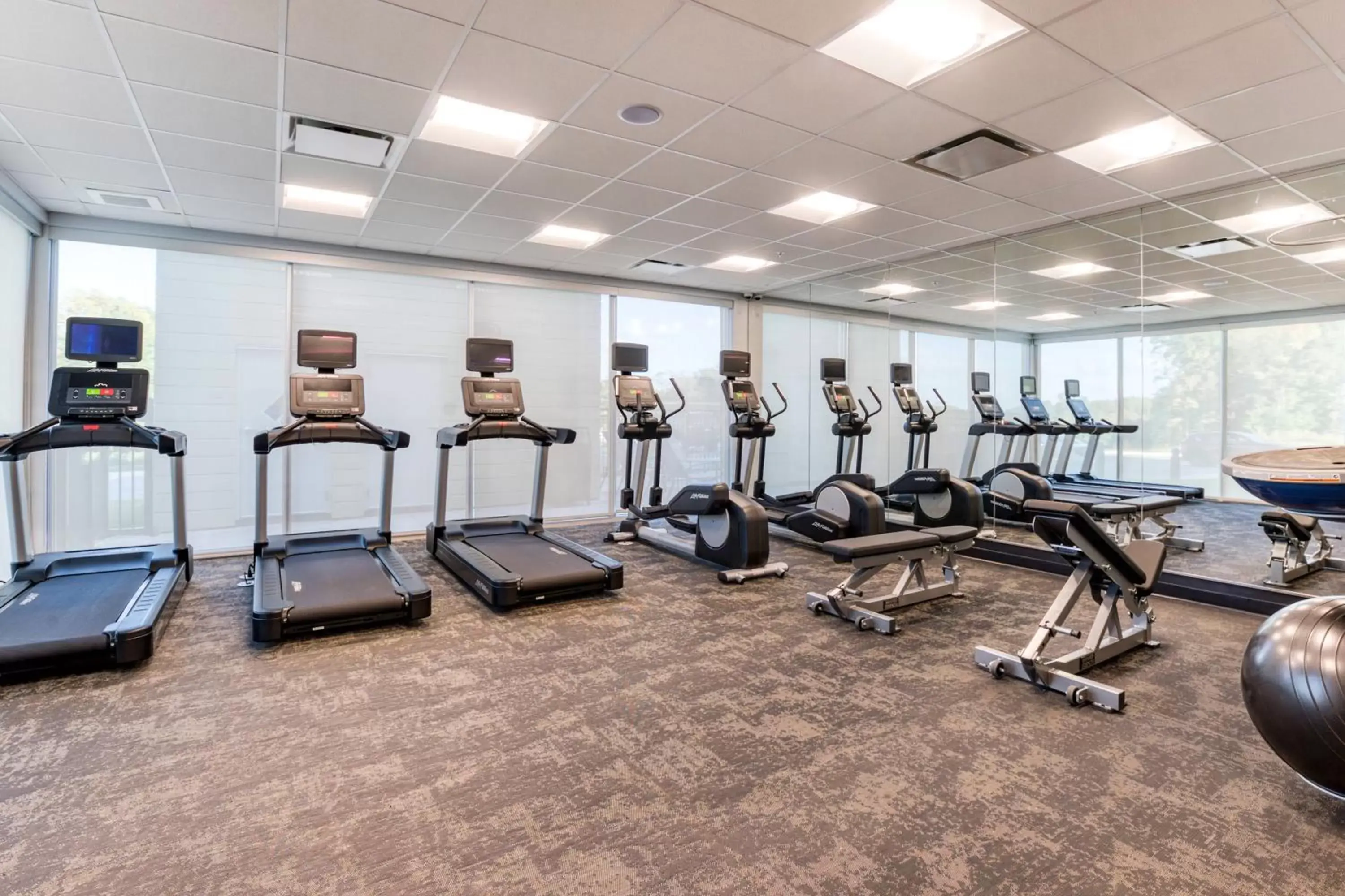 Fitness centre/facilities, Fitness Center/Facilities in Fairfield Inn & Suites by Marriott Charlotte Belmont