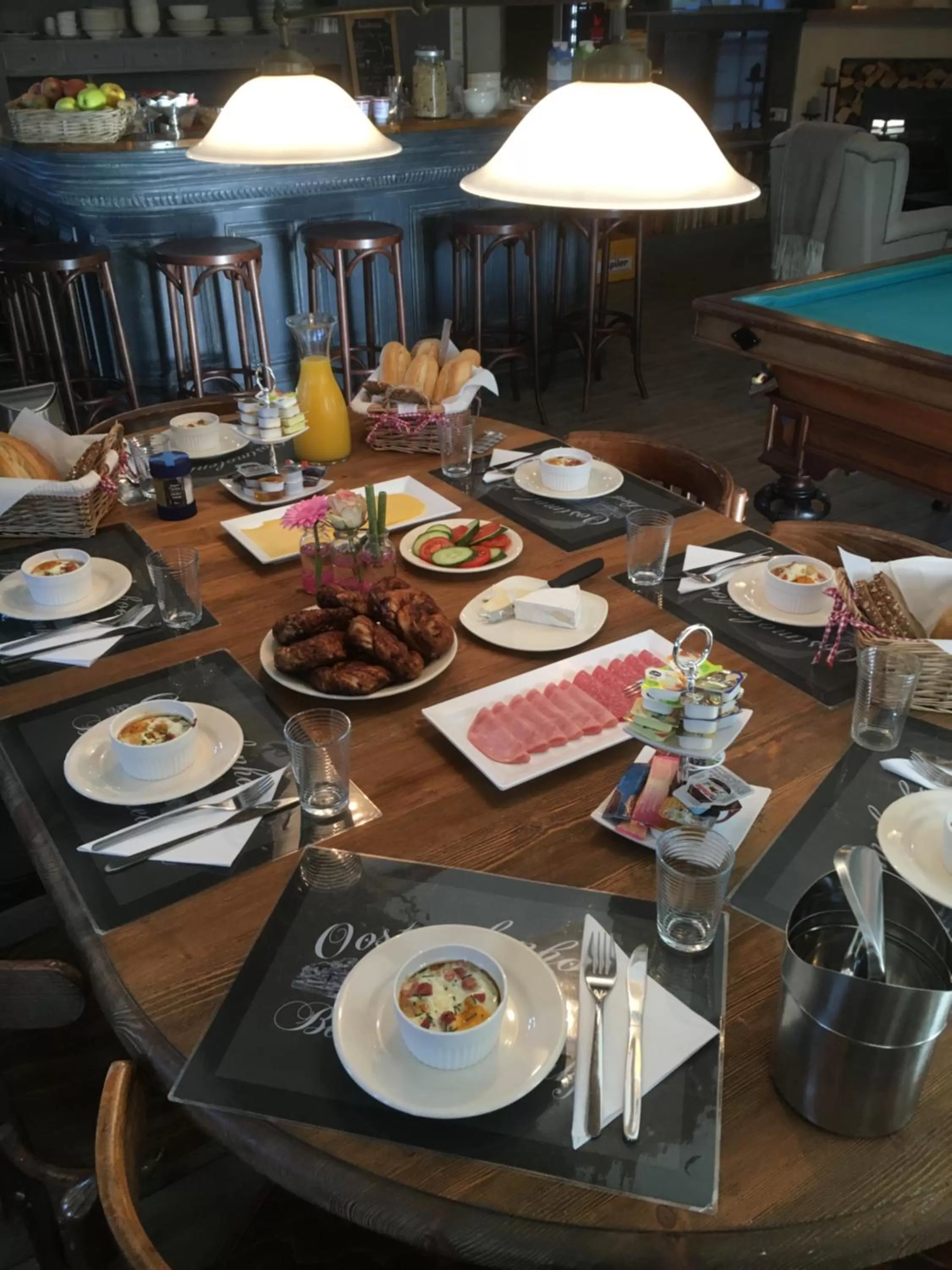 Food and drinks in Oostmolenhoeve B&B