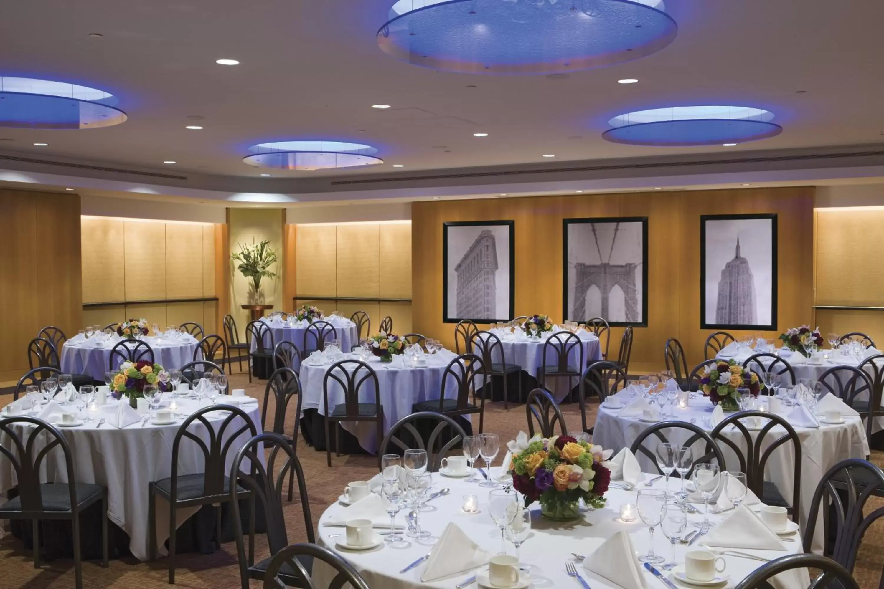 Banquet/Function facilities, Restaurant/Places to Eat in Millennium Premier New York Times Square