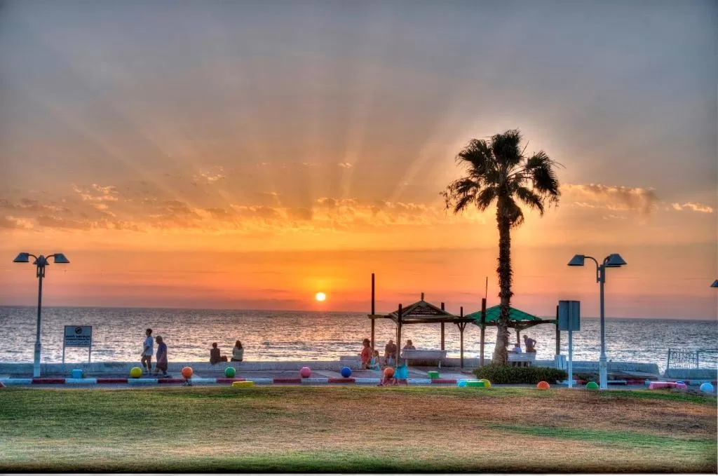 Hiking in אבני החושן- Avnei Hoshen