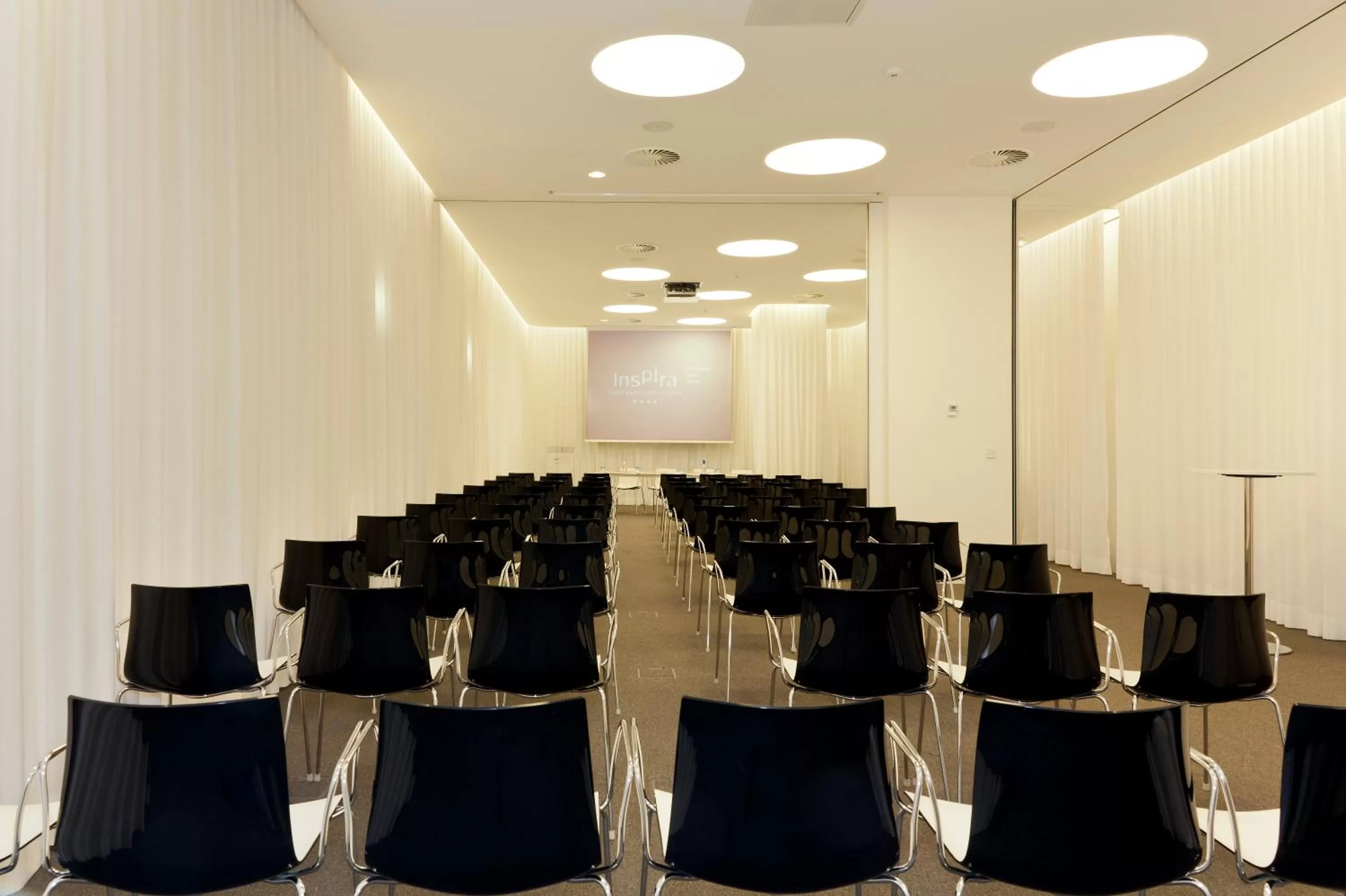 Business facilities in Inspira Liberdade Boutique Hotel