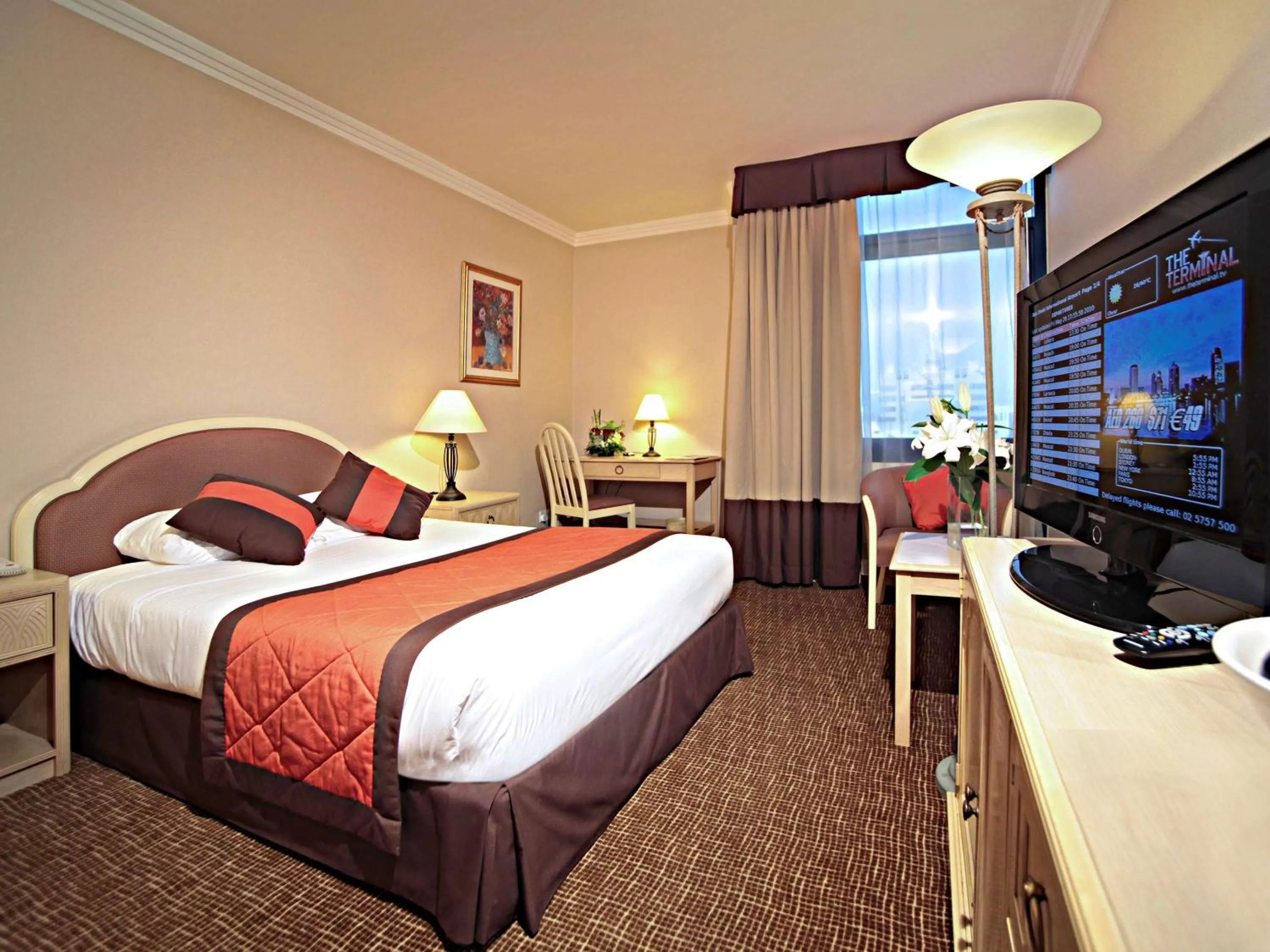 Photo of the whole room, Bed in Novel Hotel City Center