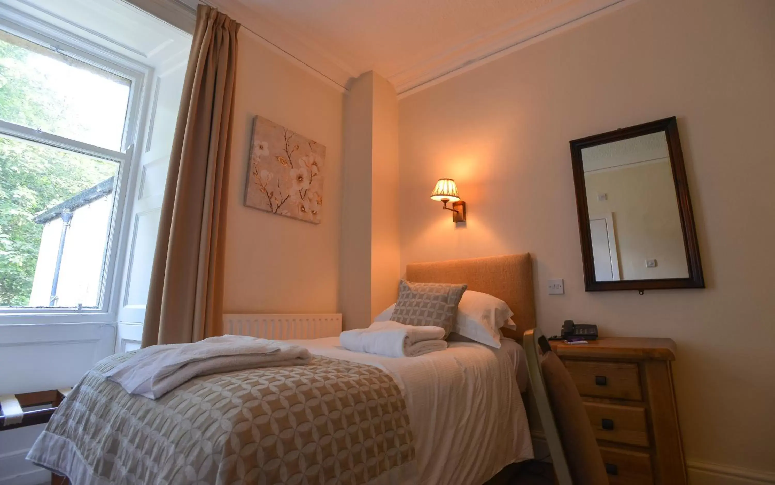 Bedroom, Room Photo in Steeton Hall Hotel & Restaurant