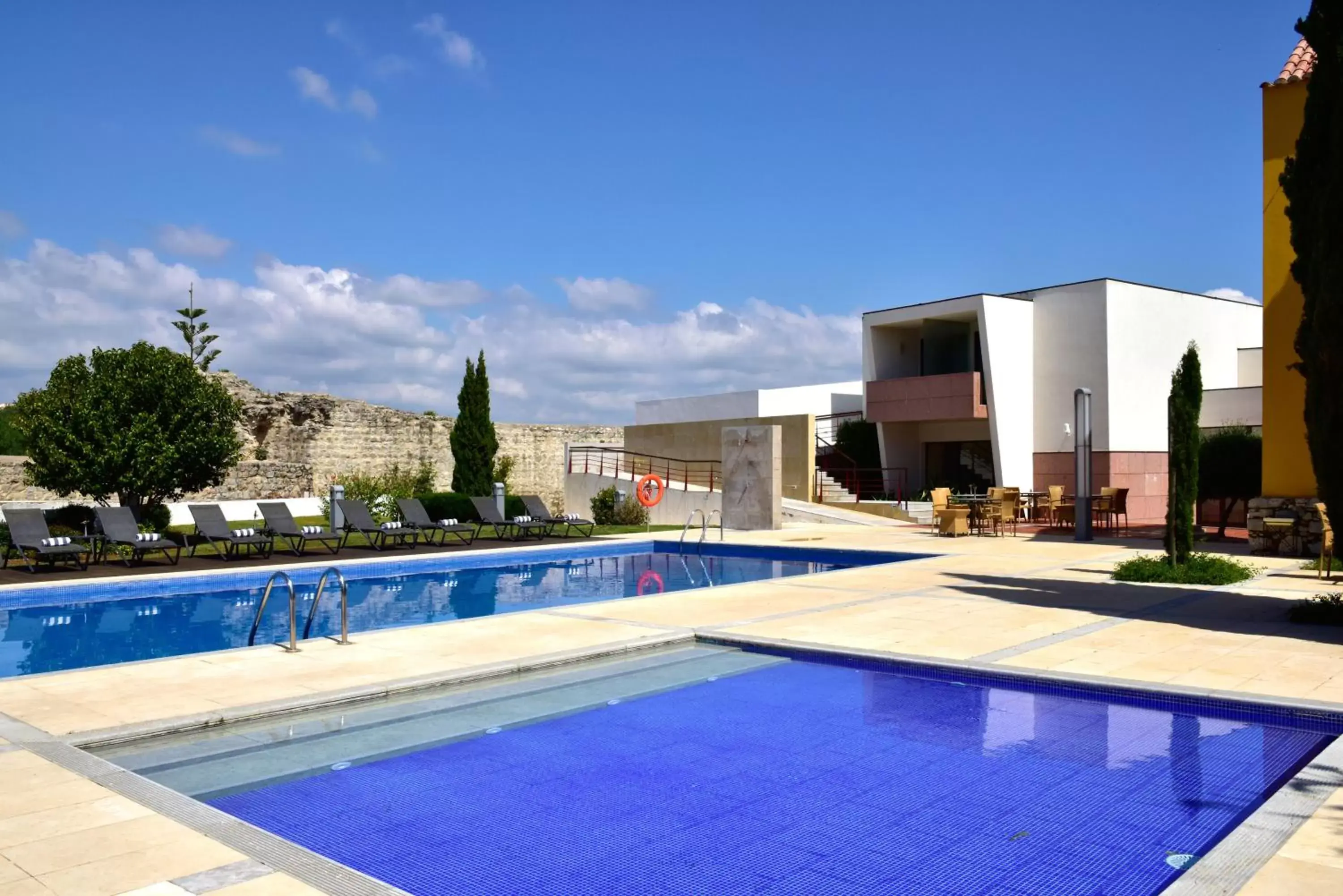 , Swimming Pool in Pousada Convento de Tavira