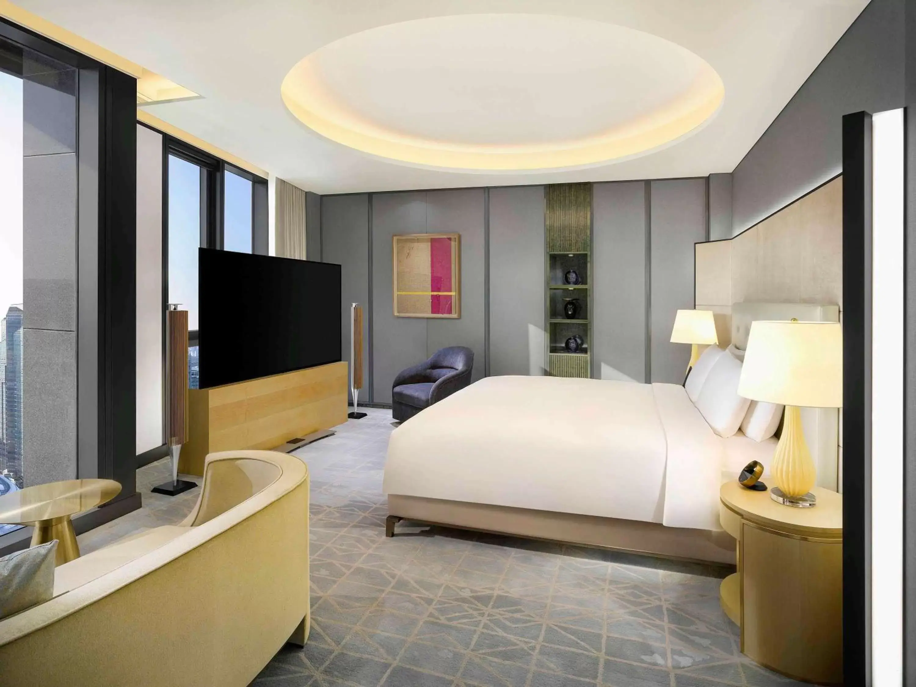 Bedroom, TV/Entertainment Center in Sofitel Ambassador Seoul Hotel & Serviced Residences