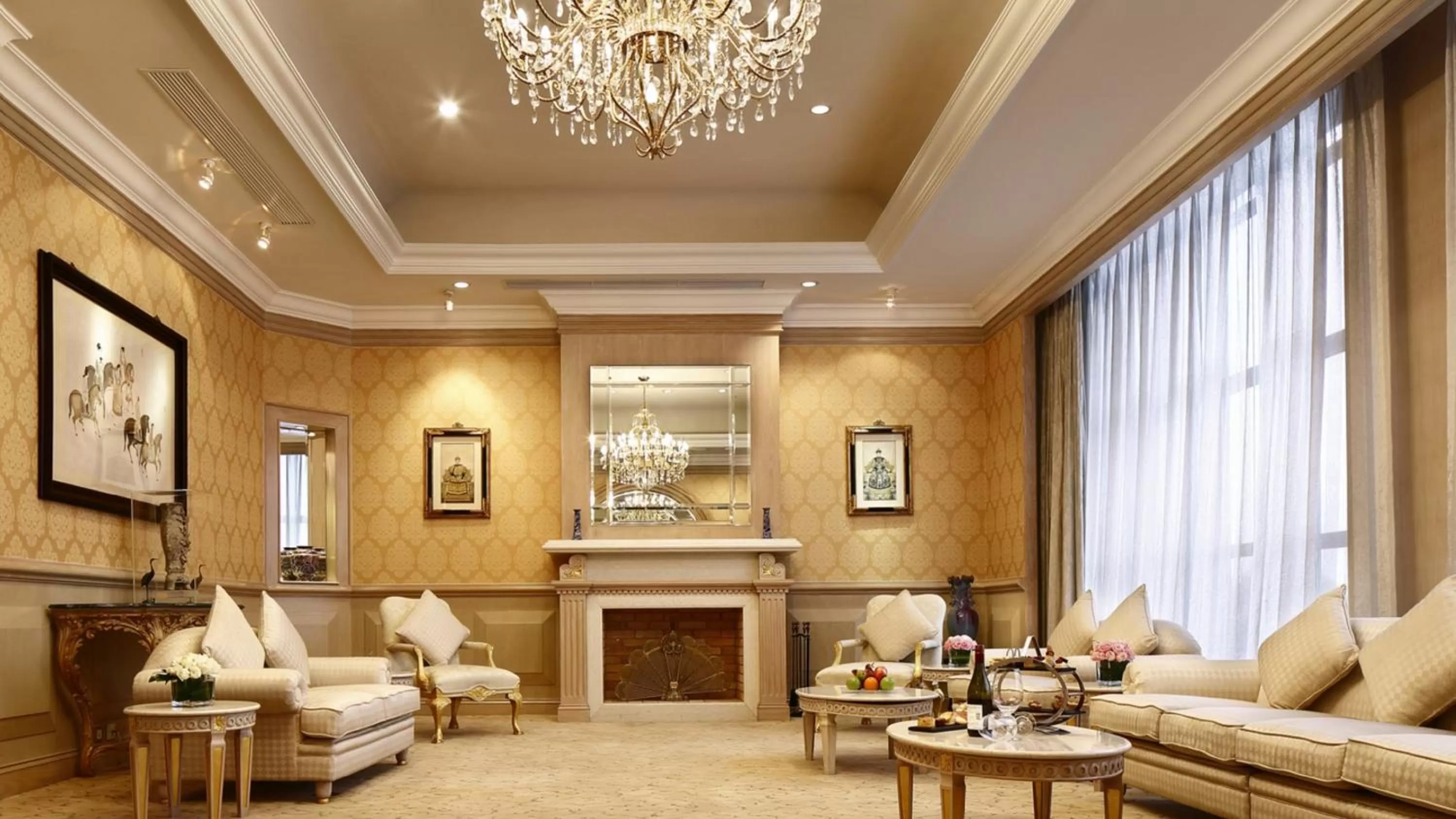 Photo of the whole room in InterContinental Shanghai Pudong by IHG