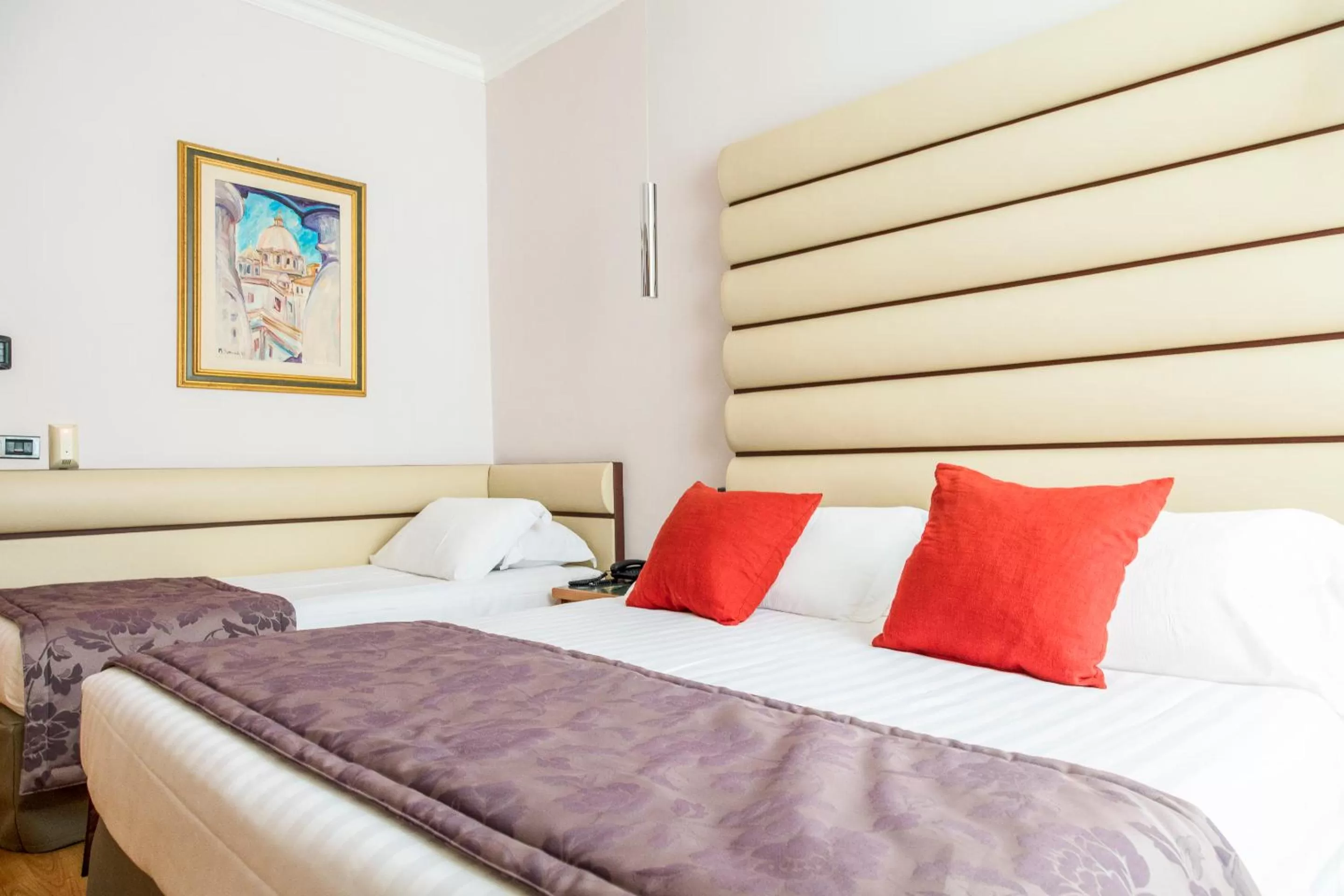 Photo of the whole room, Bed in Vibe Nazionale