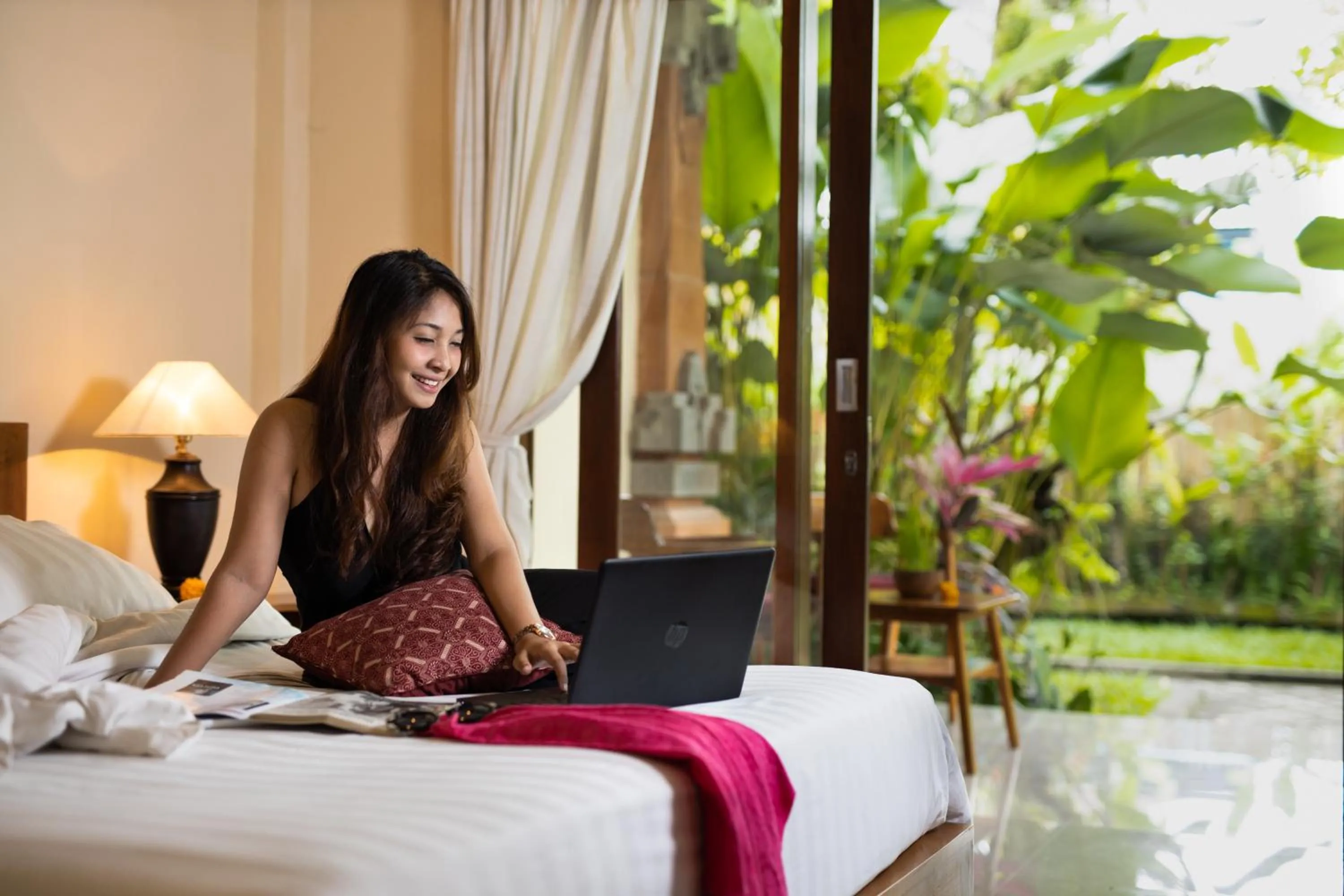 Bedroom, Bed in Uma Sari Cottage by Mahaputra-CHSE Certified