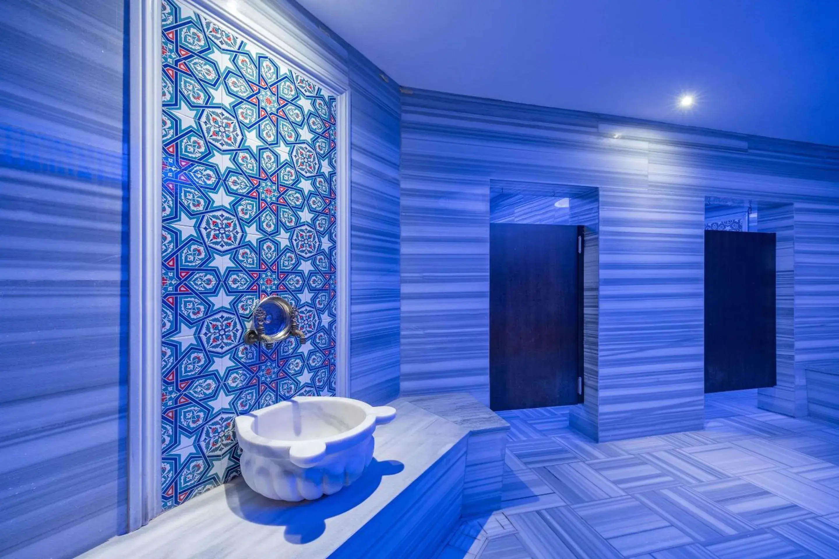 Spa and wellness centre/facilities, Bathroom in Clarion Hotel Istanbul Mahmutbey