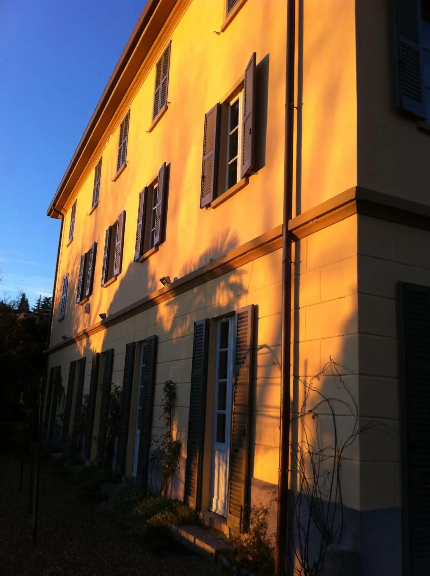 Facade/entrance, Property Building in Villa Corti