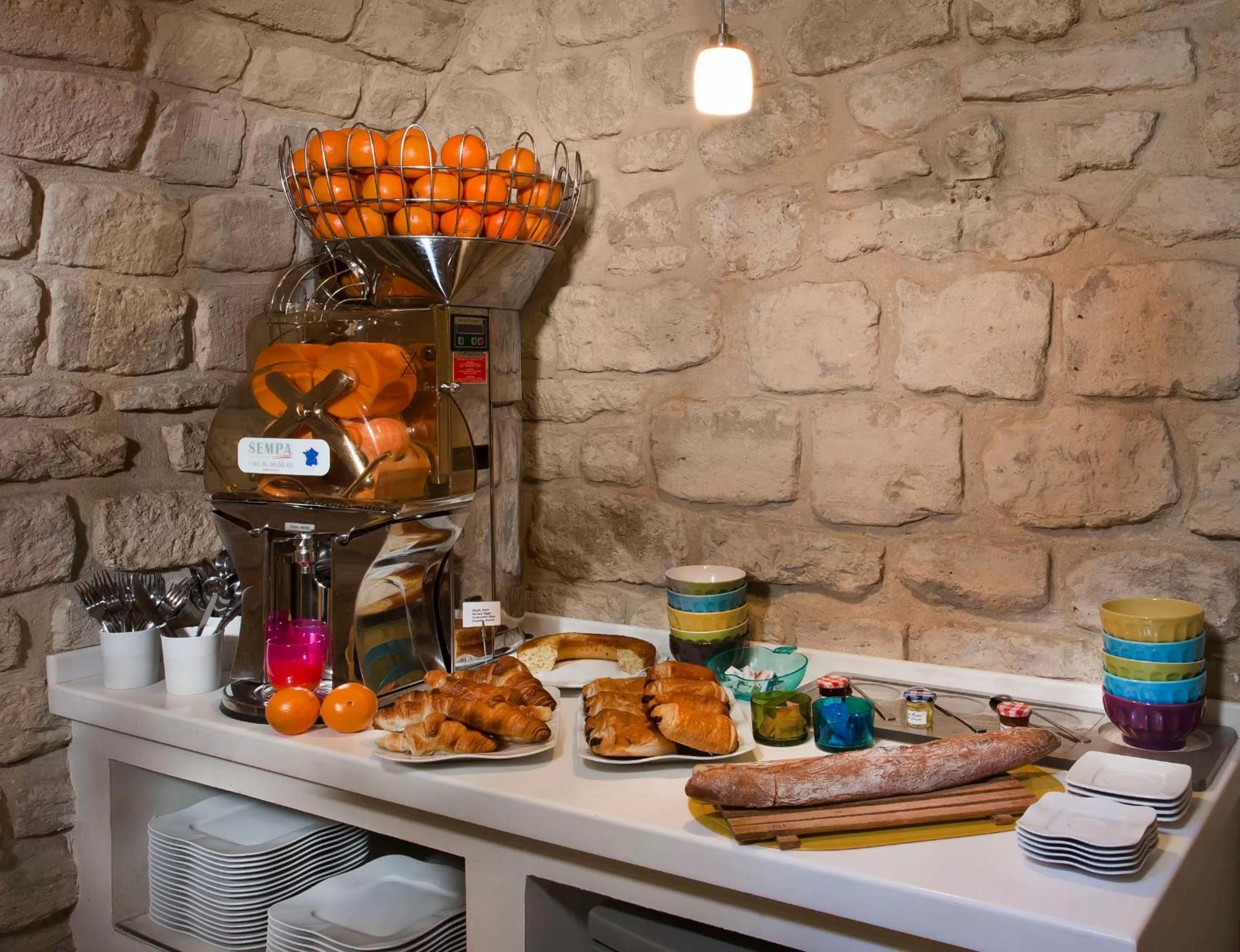 Food and drinks in Color Design Hotel