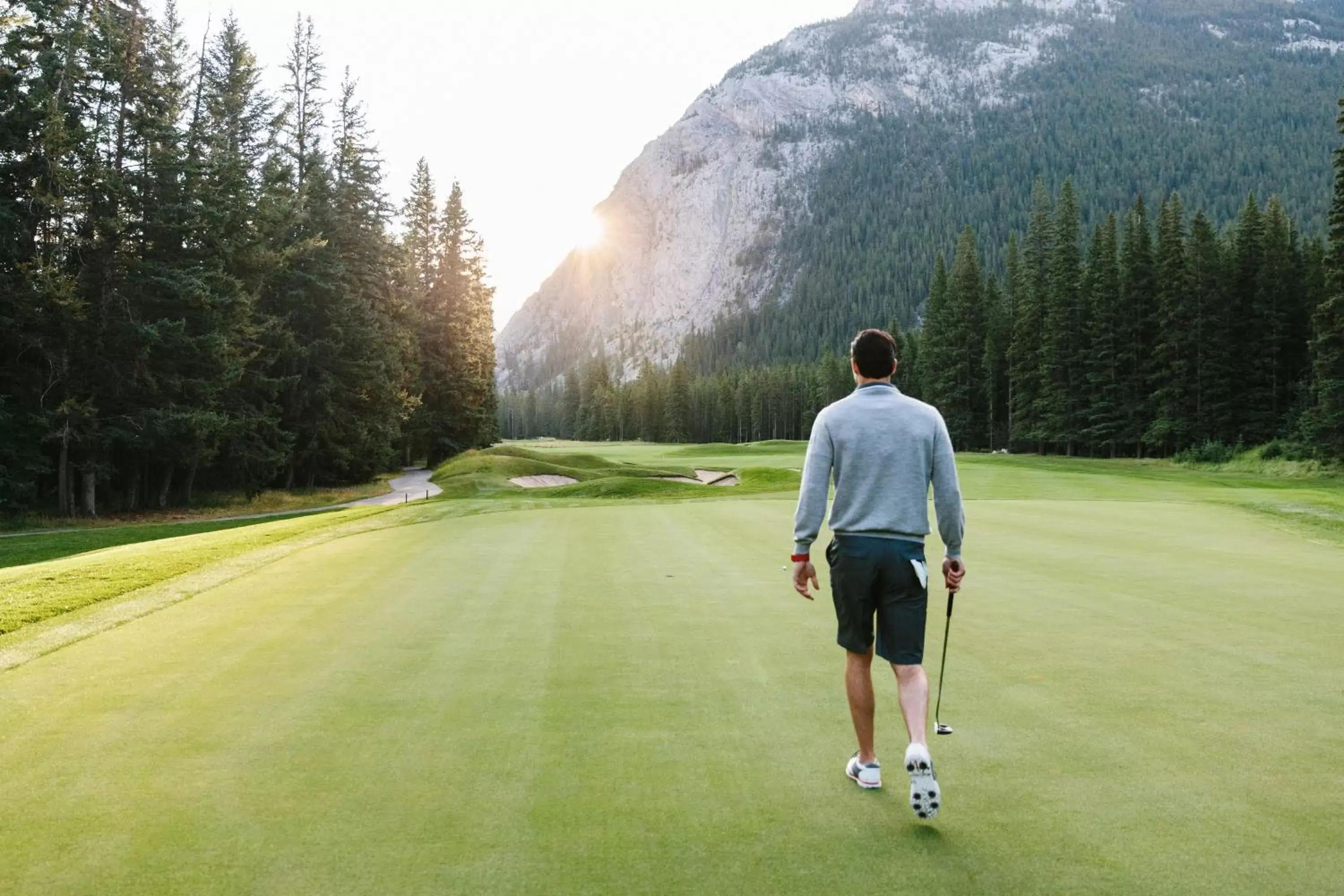 People, Golf in Fairmont Banff Springs