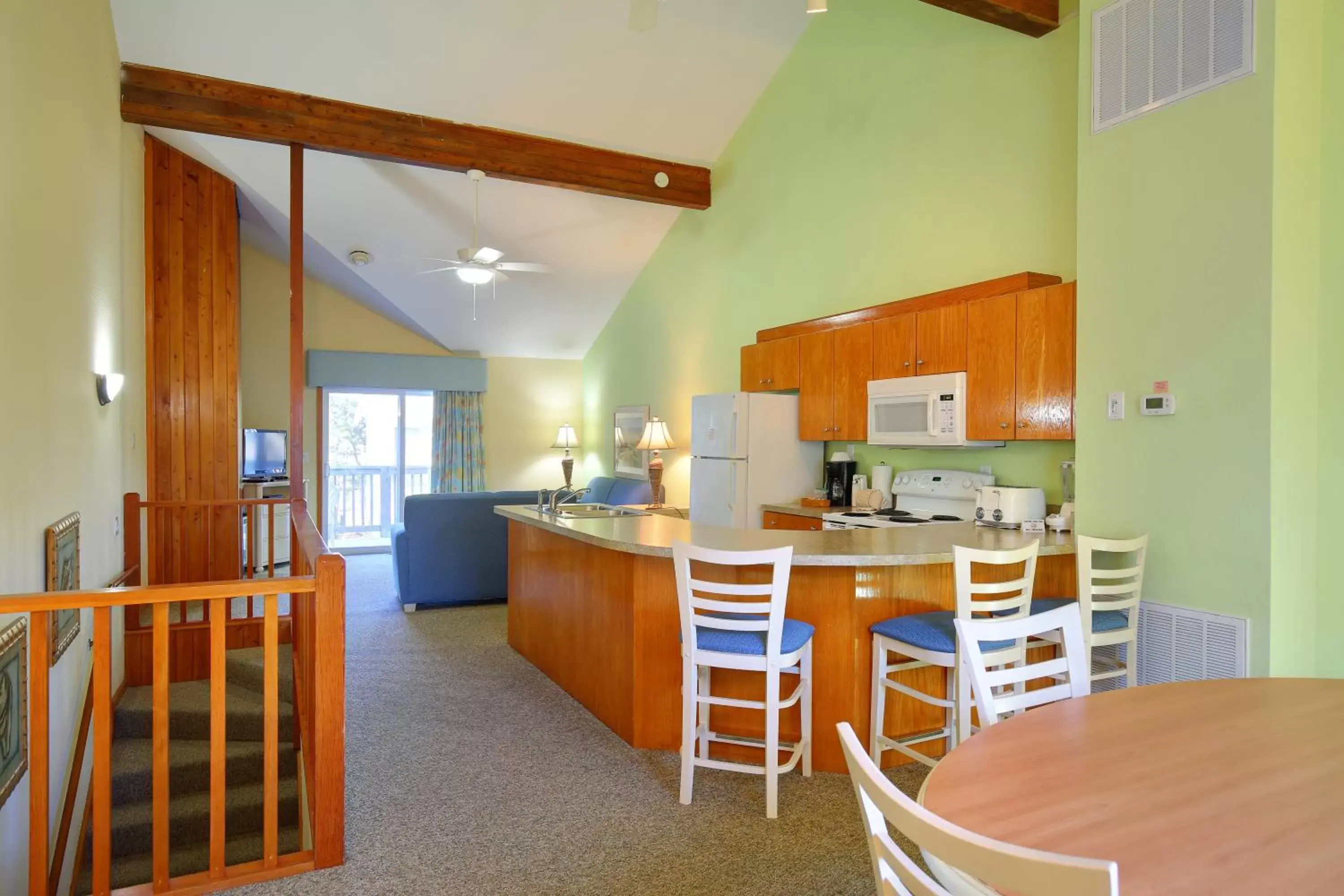 Kitchen or kitchenette, Kitchen/Kitchenette in Ocean Pines Resort by Capital Vacations