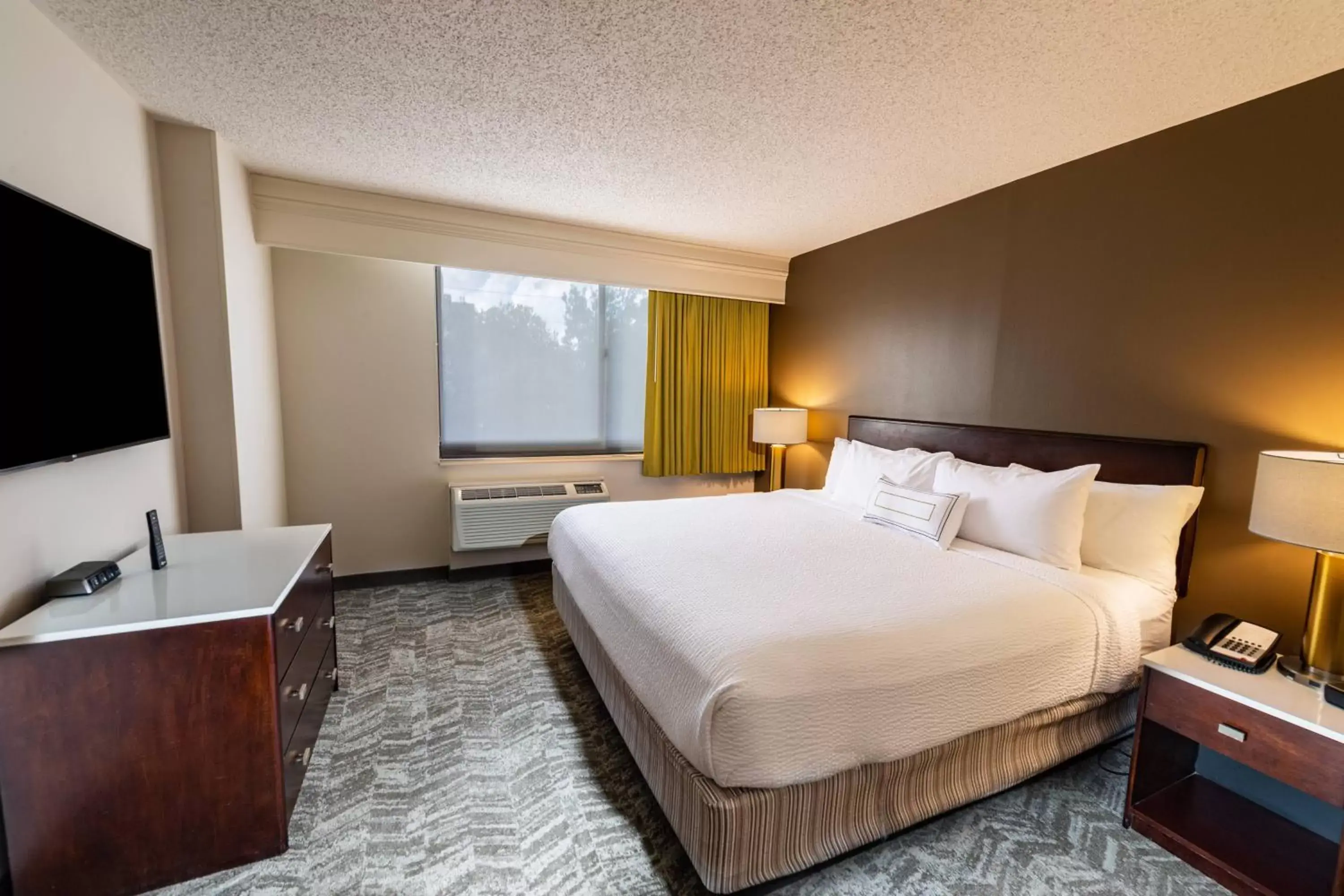 Bedroom, Bed in SpringHill Suites Houston Medical Center / NRG Park