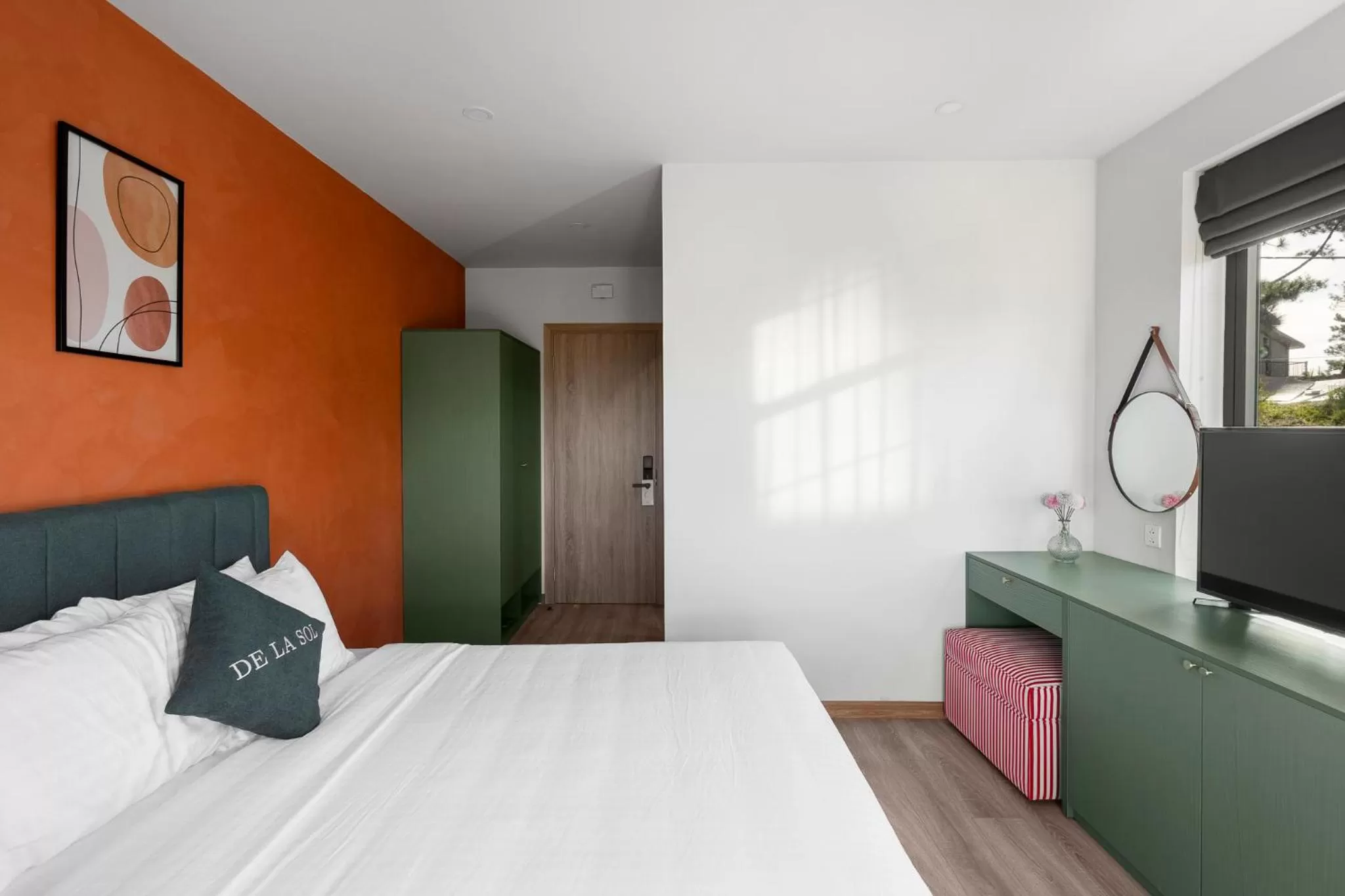 Bed in De La Sol Villa Dalat