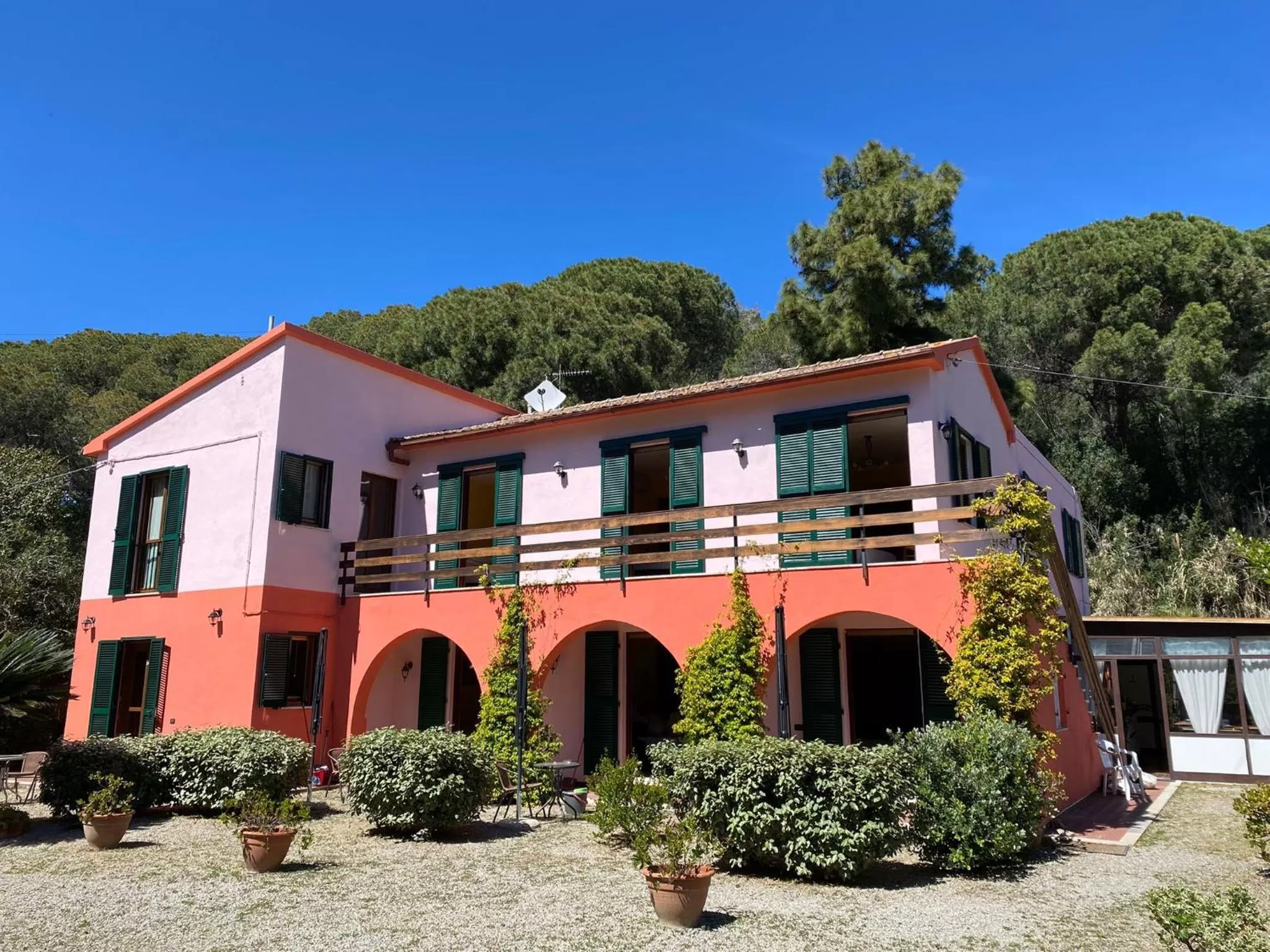 Property Building in Villa Gaia