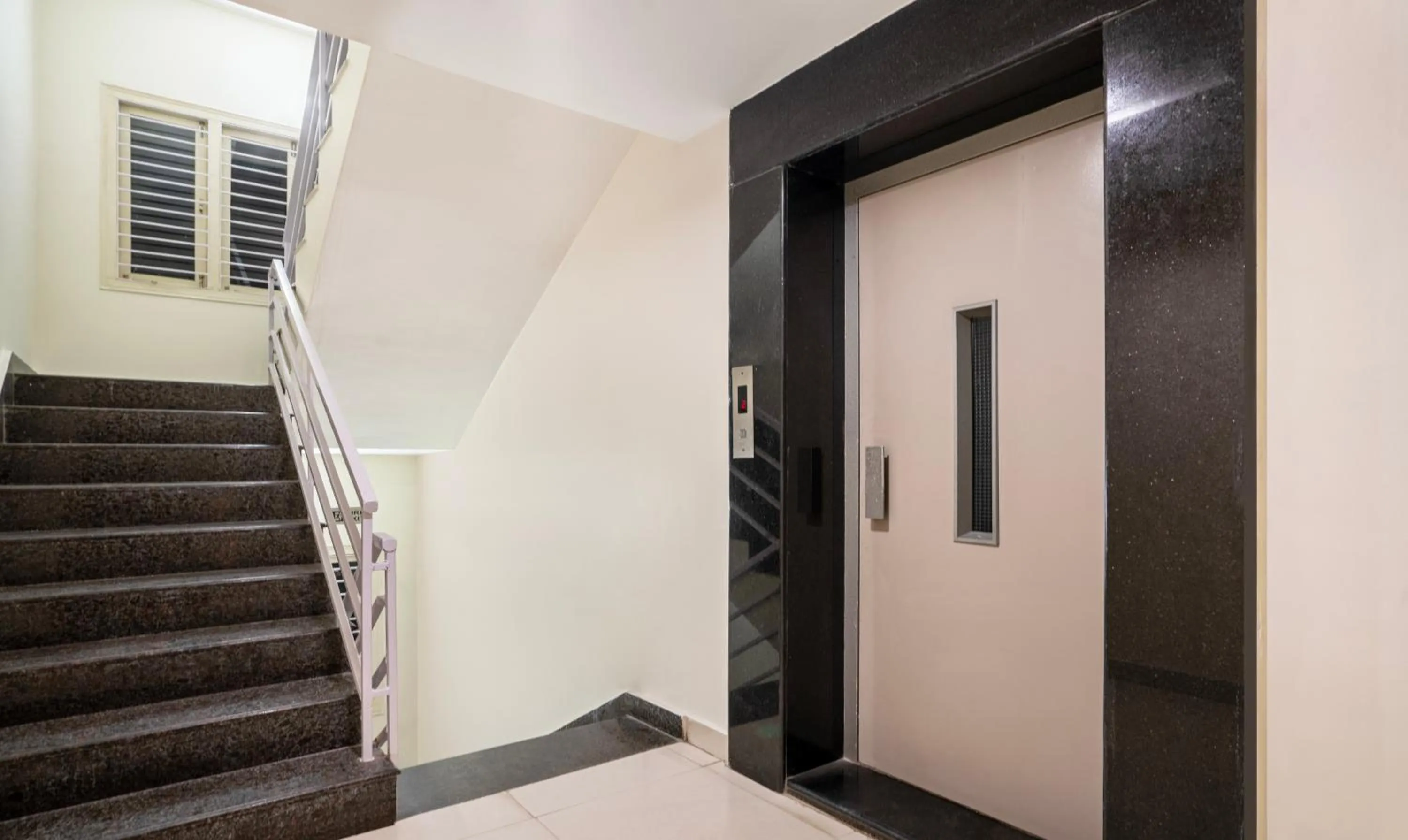 elevator in Treebo Emerald