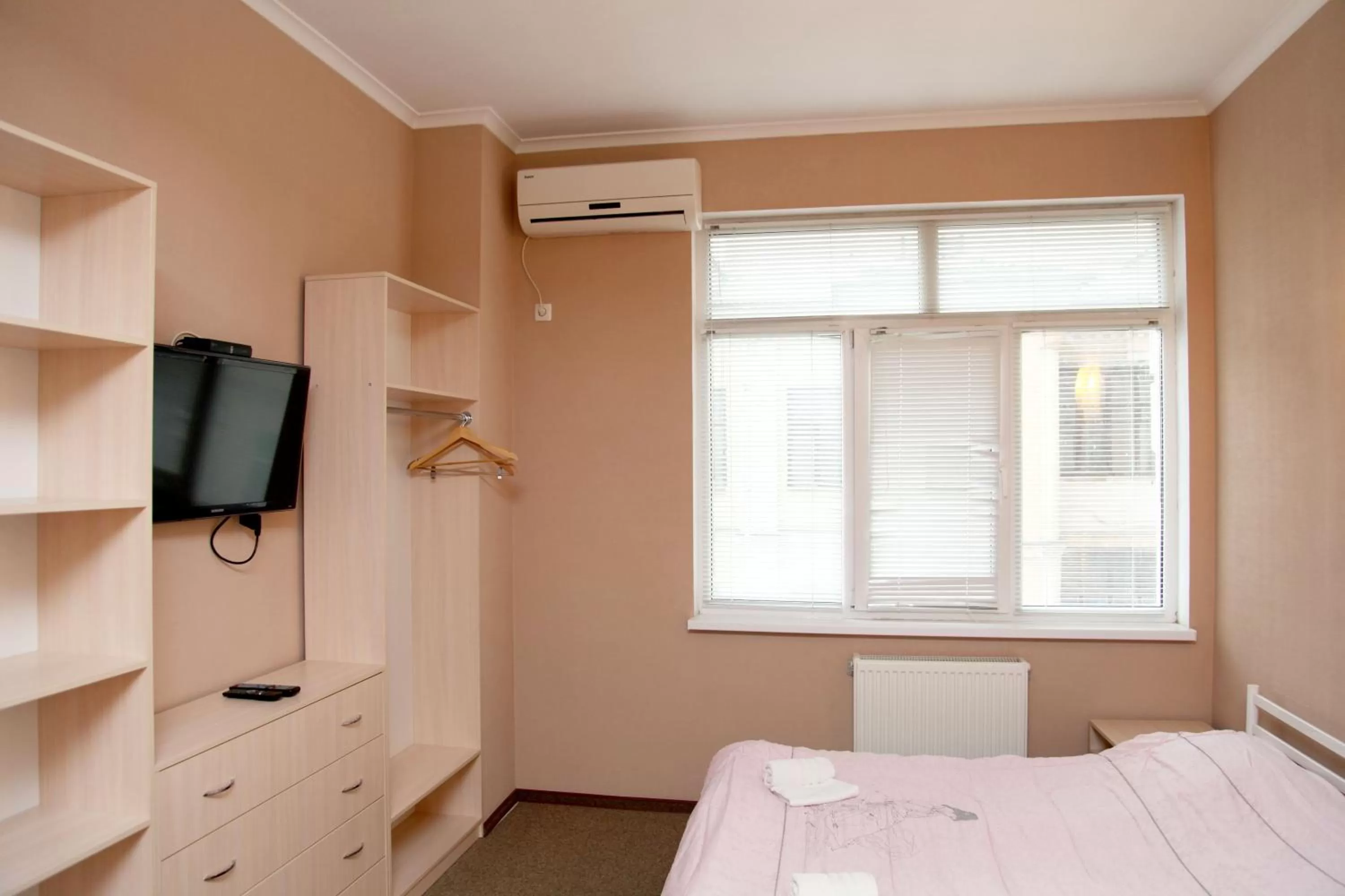 Bedroom, Bed in irisHotels