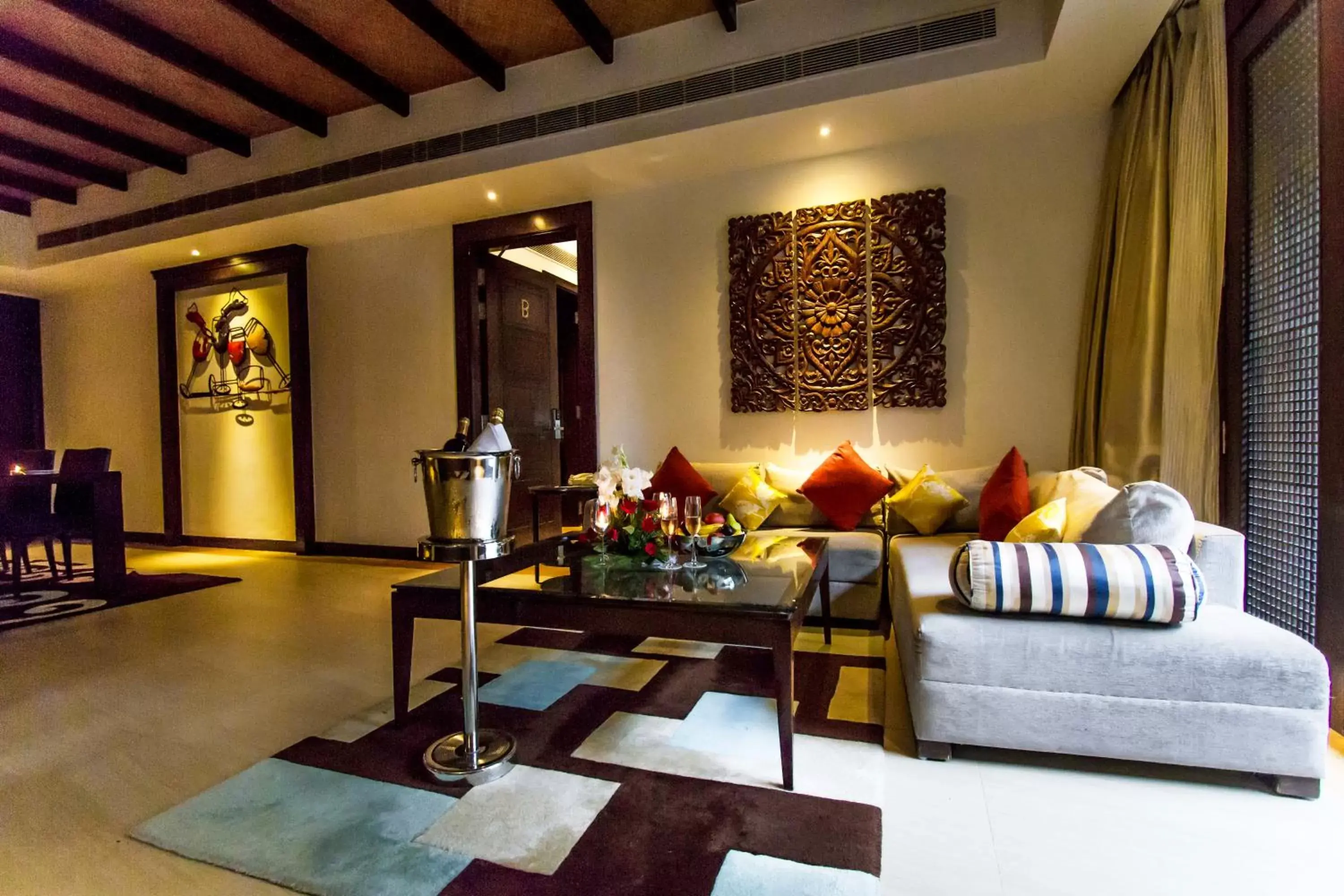 Living room, Seating Area in The Ananta Udaipur Resort & Spa