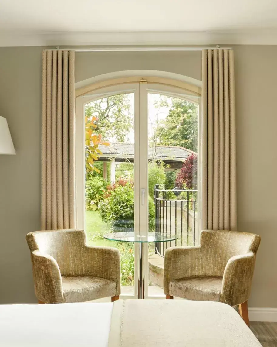 Bedroom, Seating Area in Lion Quays Resort