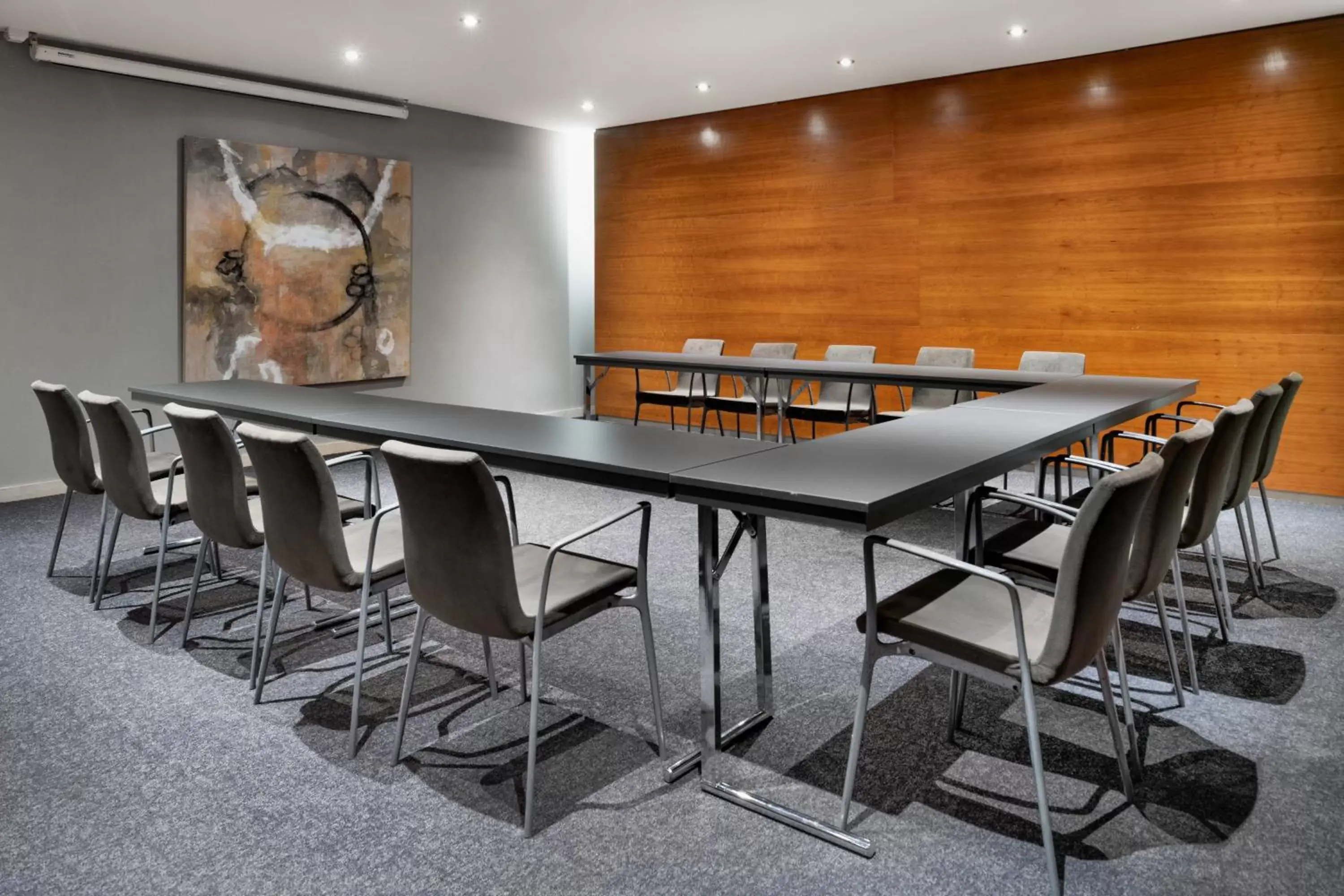 Meeting/conference room in AC Hotel Badajoz by Marriott