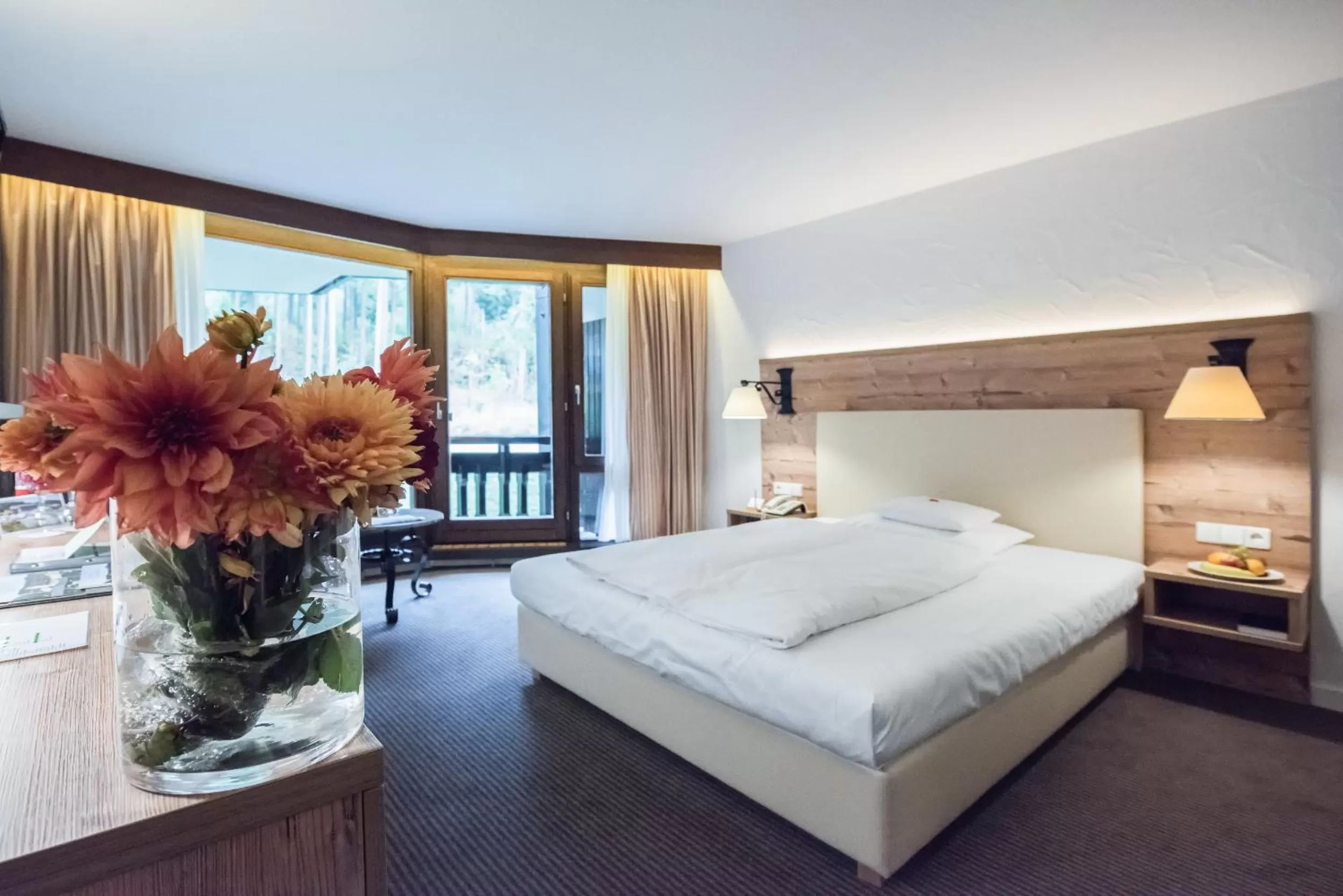 Photo of the whole room, Bed in Hotel Vier Jahreszeiten am Schluchsee