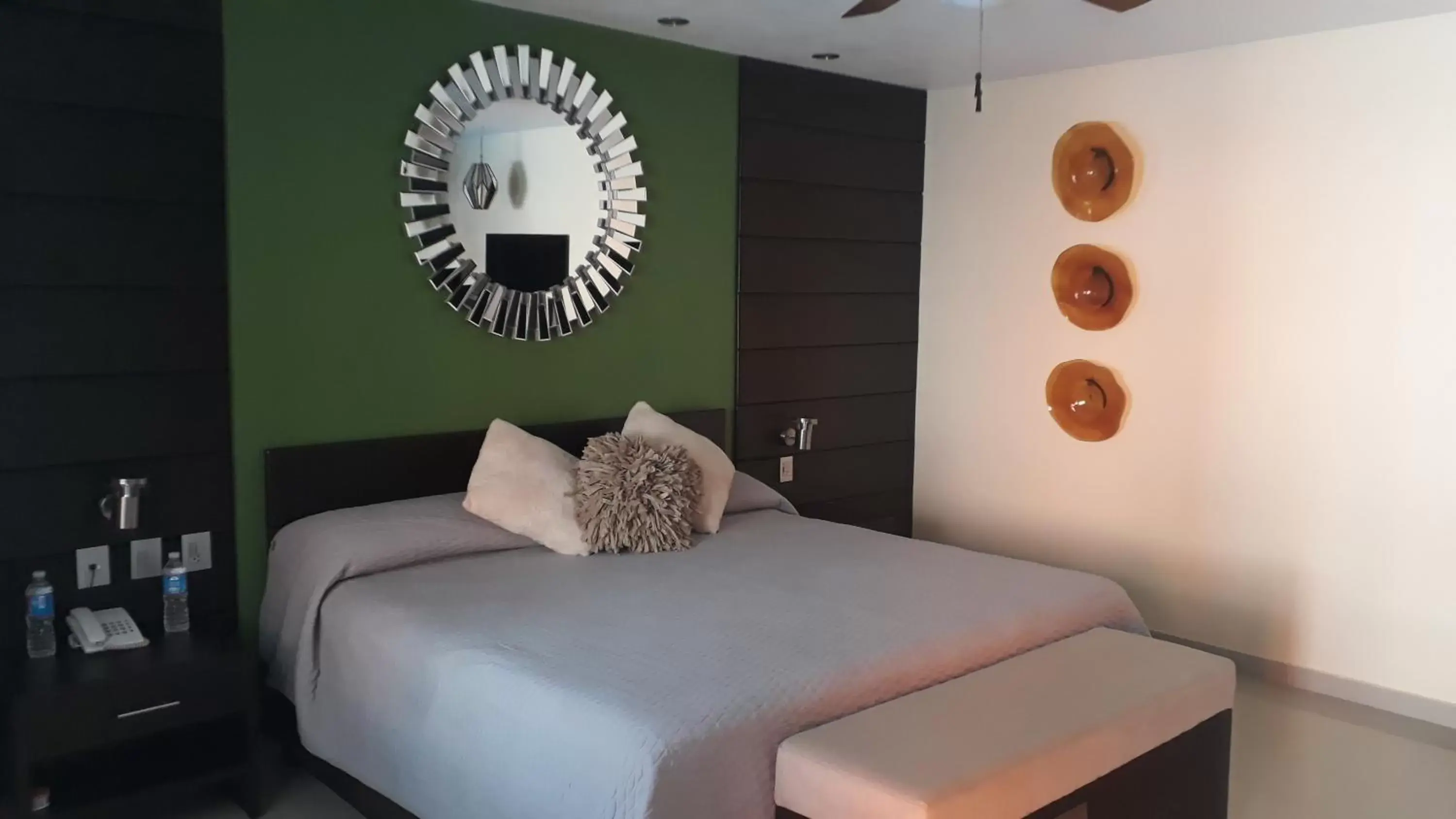 Bed in Luxury Hotel Inn