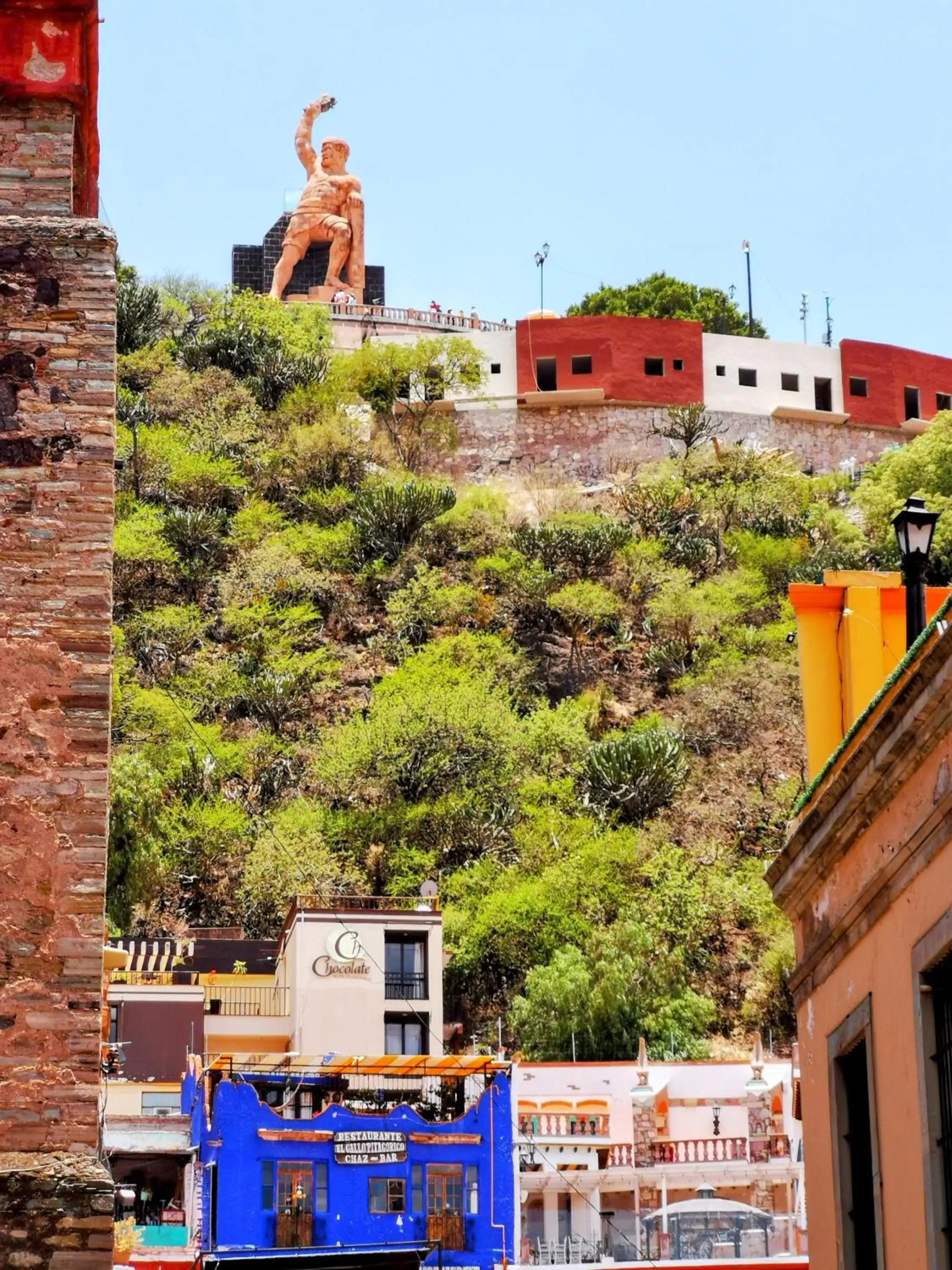 Property building in Hotel Chocolate Tradicional Property building in Hotel Chocolate Tradicional