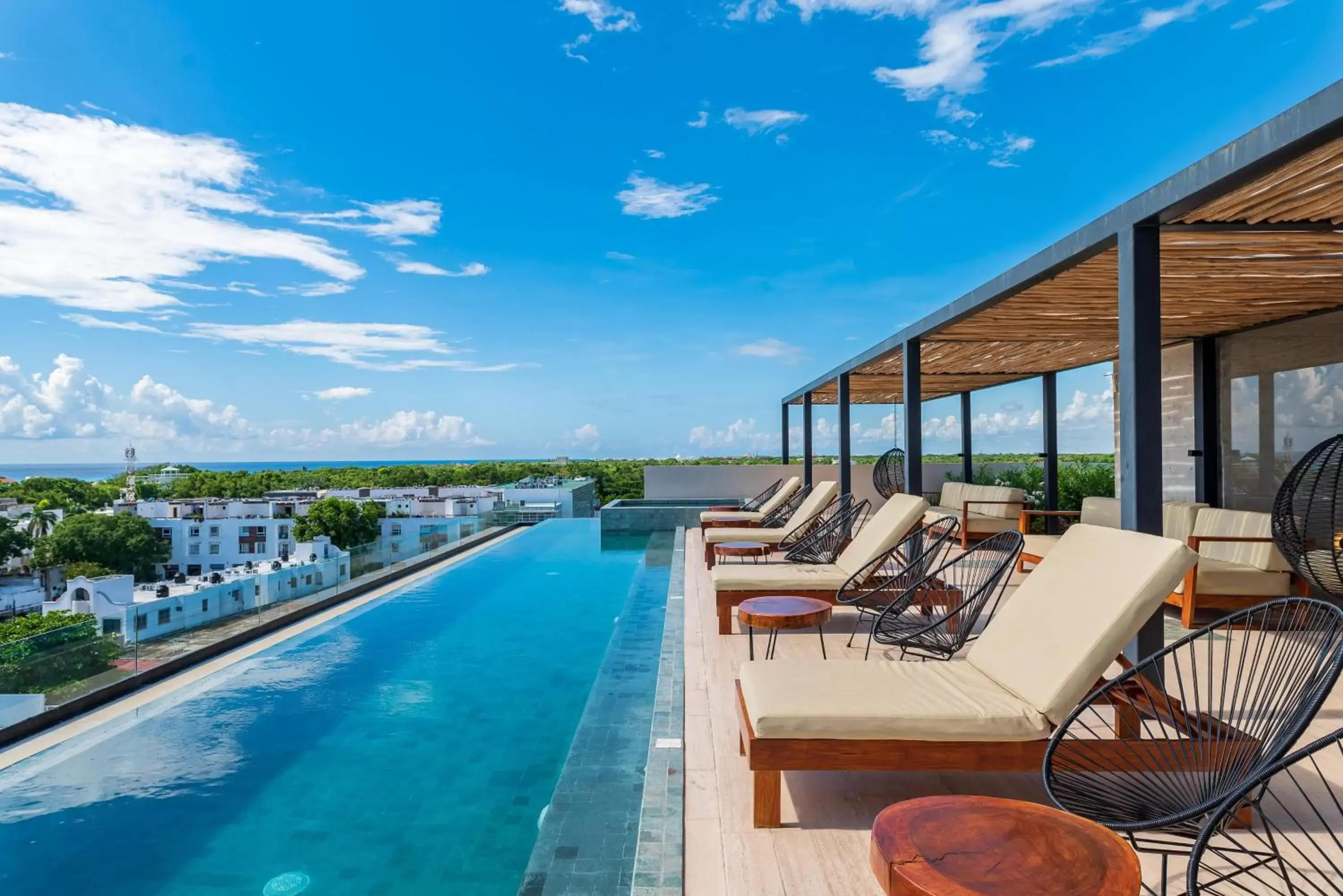 Pool view, Swimming Pool in Kaab South Beach by The Spot Rentals