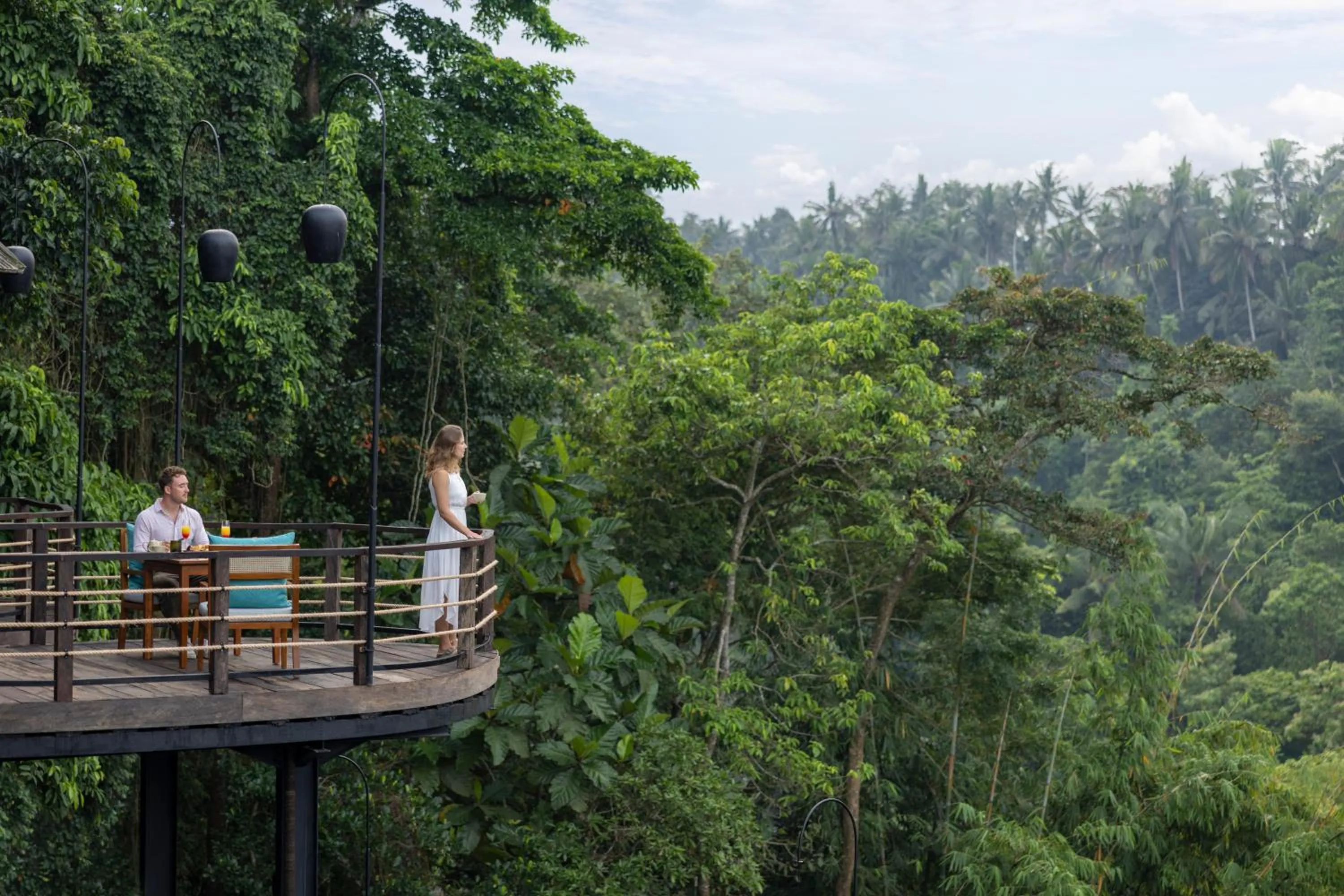 Restaurant/places to eat in The Kayon Valley Resort