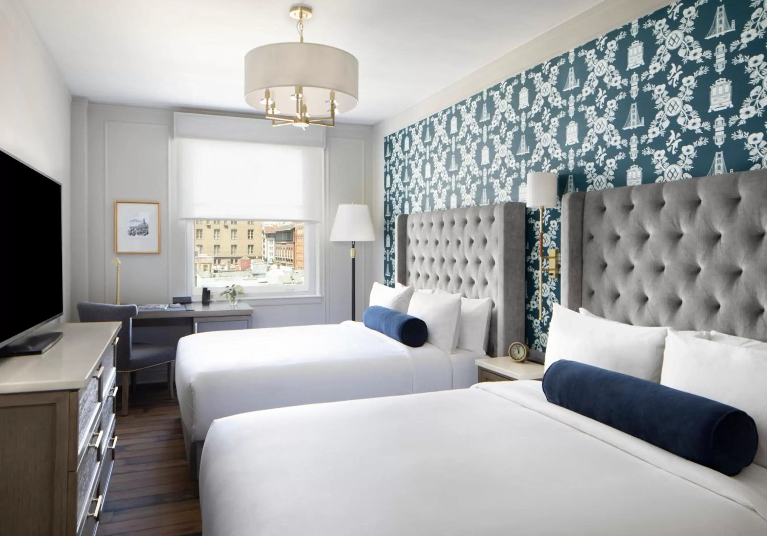 Quadruple Room in Beacon Grand, A Union Square Hotel Quadruple Room in Beacon Grand, A Union Square Hotel