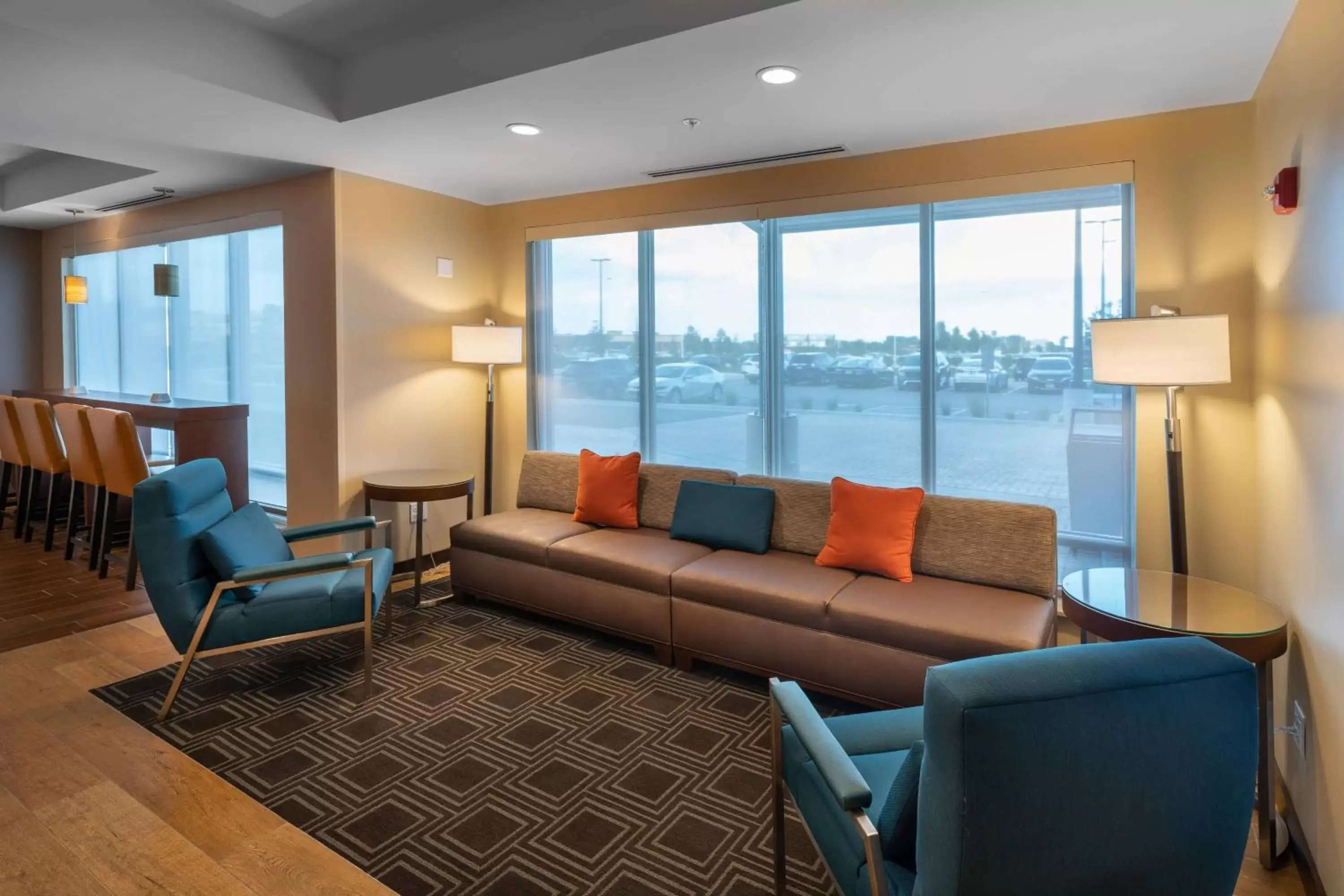 Lobby or reception, Seating Area in TownePlace Suites by Marriott Milwaukee Oak Creek