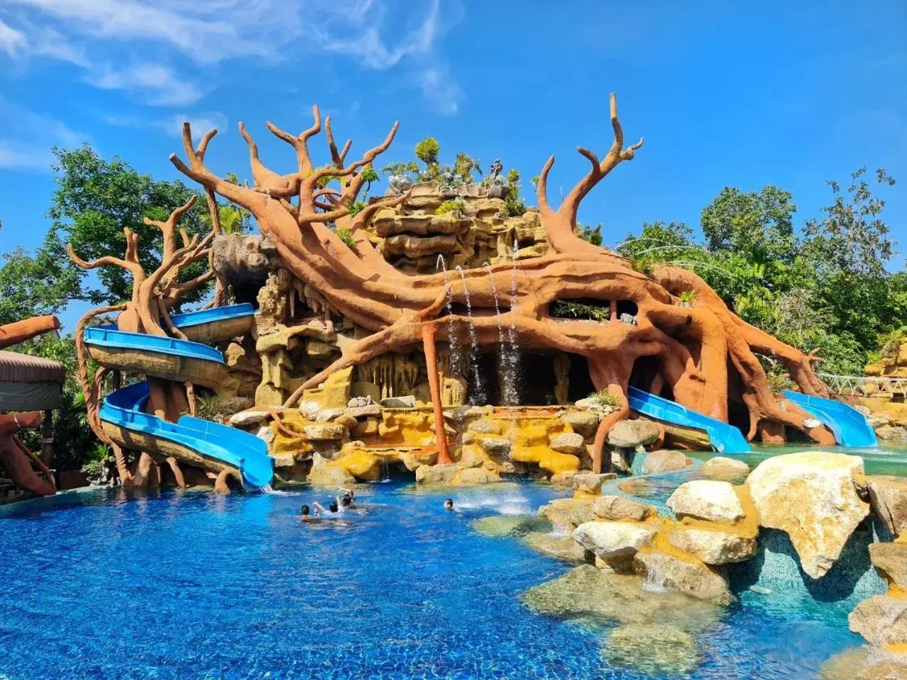 Aqua park, Water Park in Tamnanpar Resort