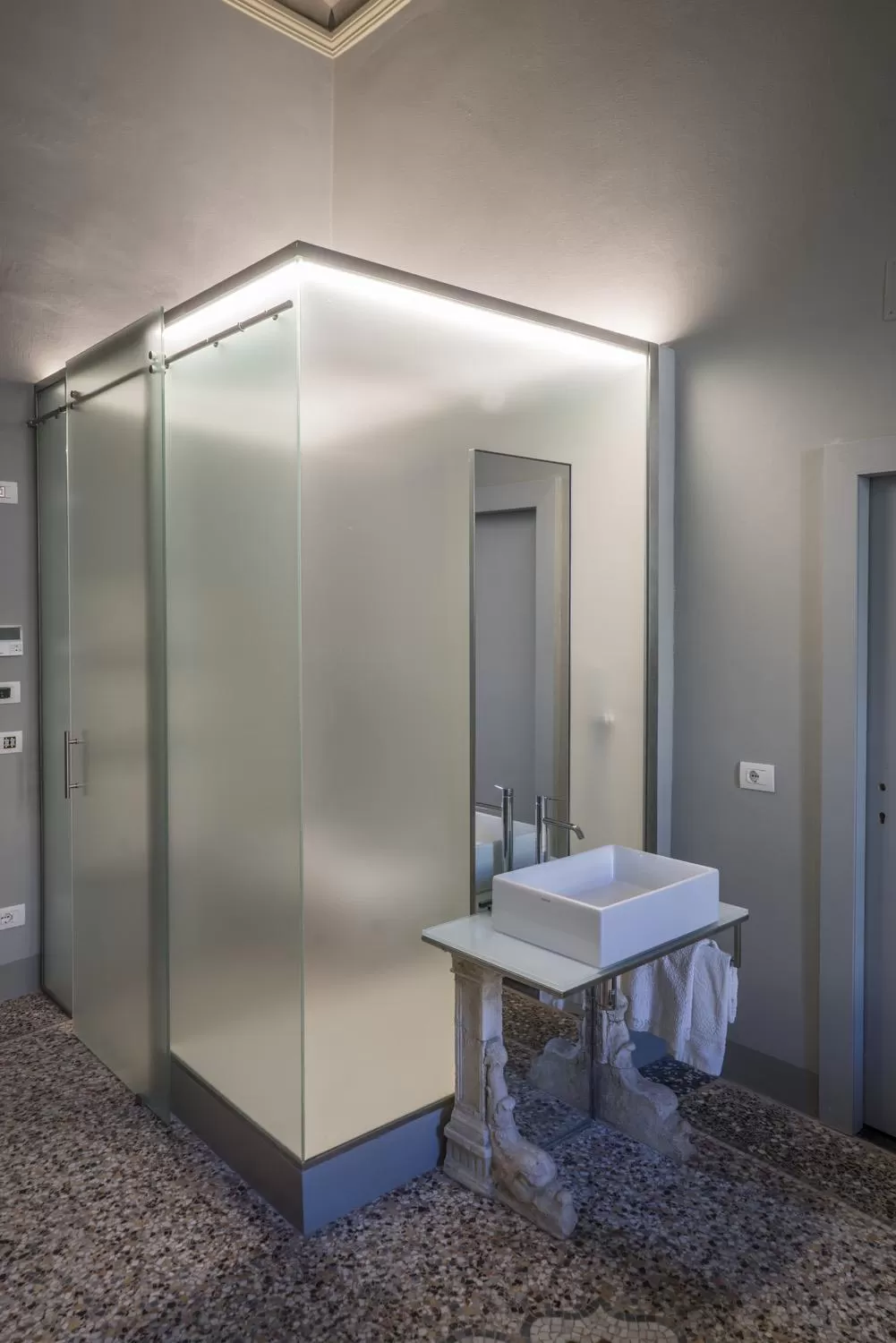 Bathroom in Casa Botticelli