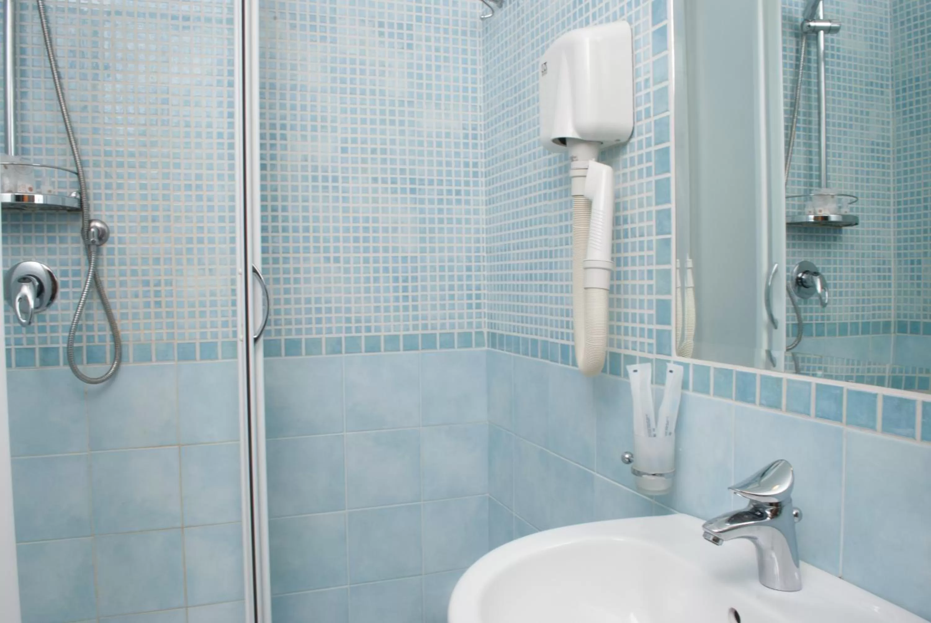 Shower in City Hotel