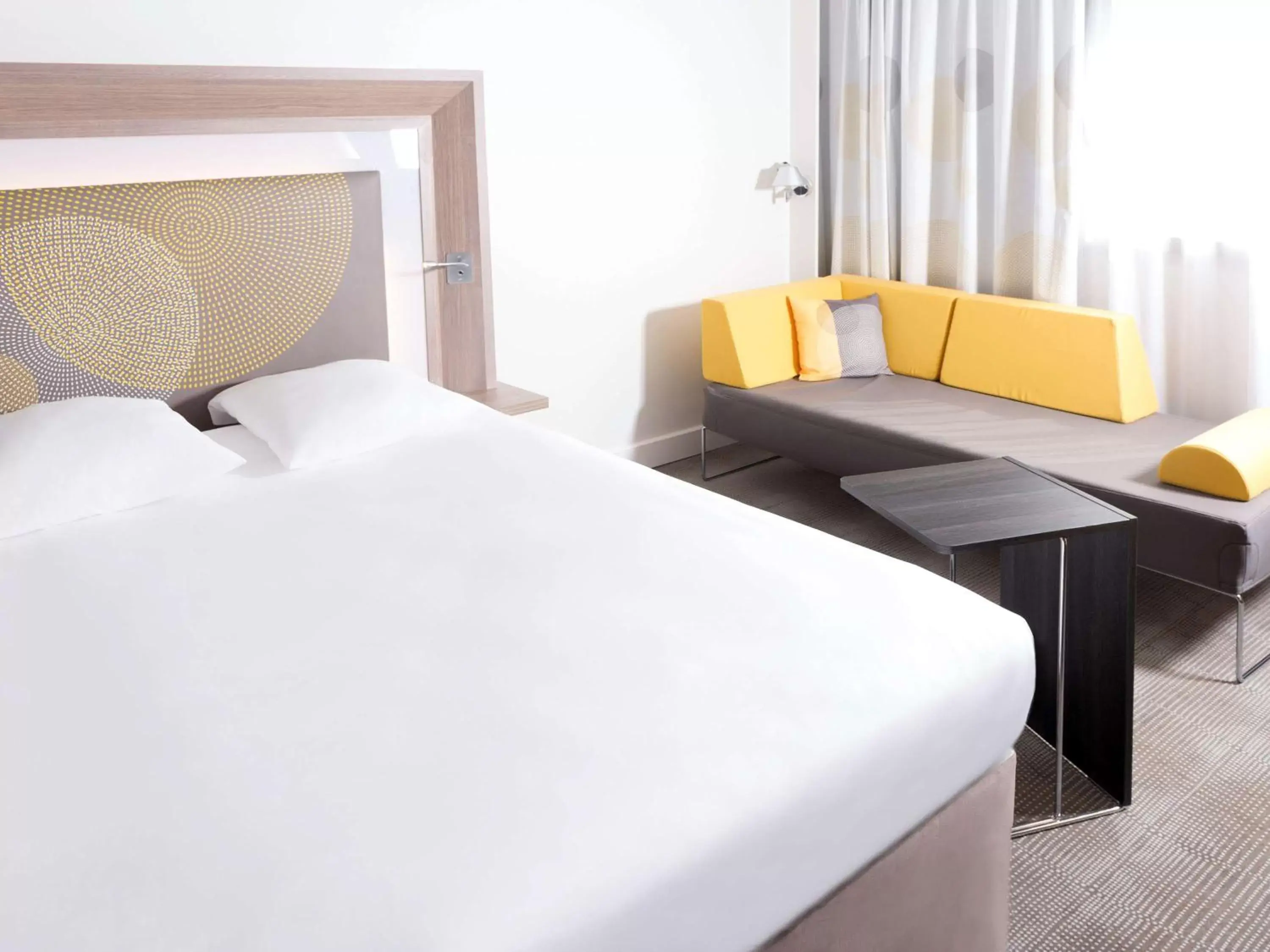 Photo of the whole room, Bed in Novotel Marseille Centre Prado Vélodrome