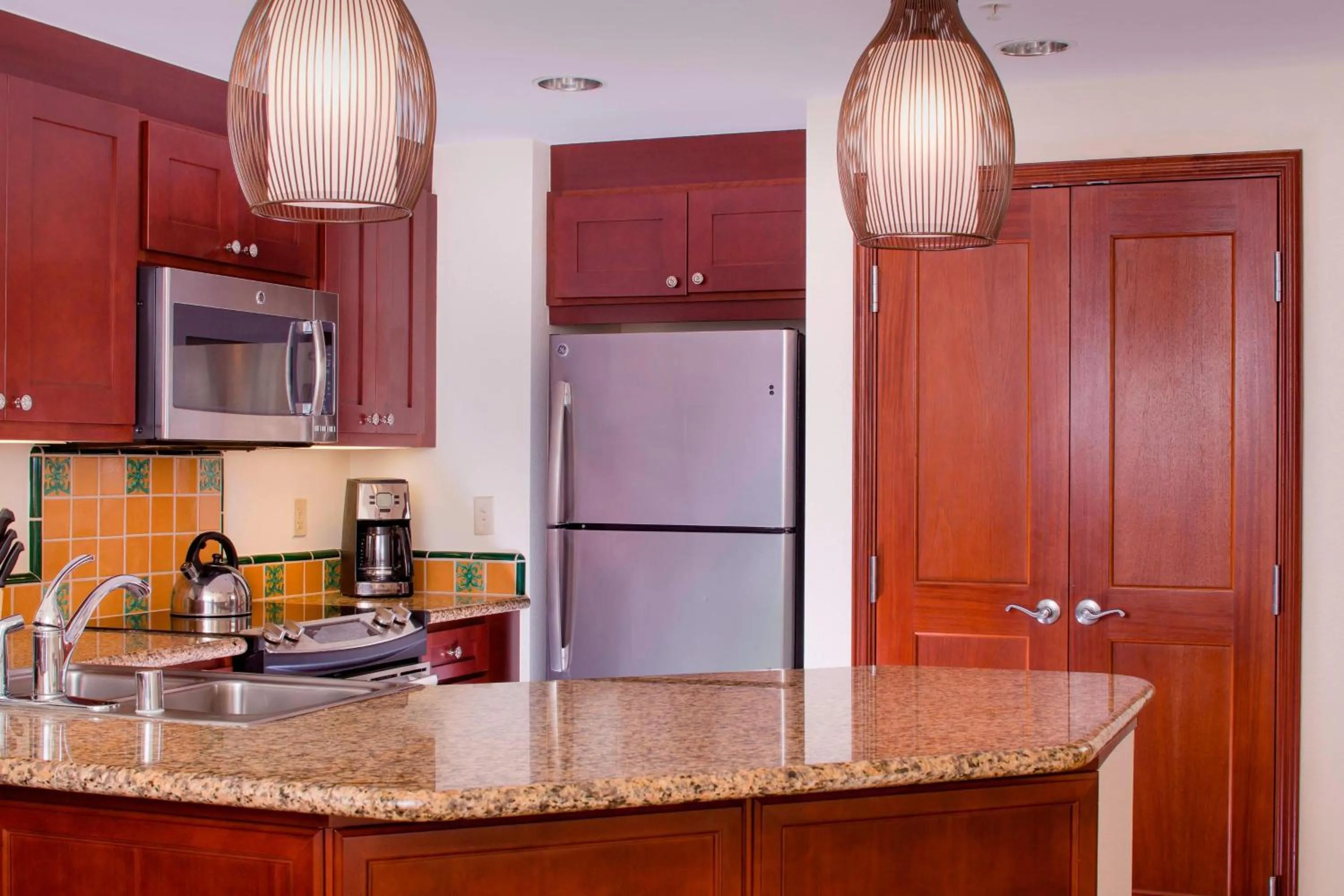 Kitchen or kitchenette in Marriott's Ko Olina Beach Club