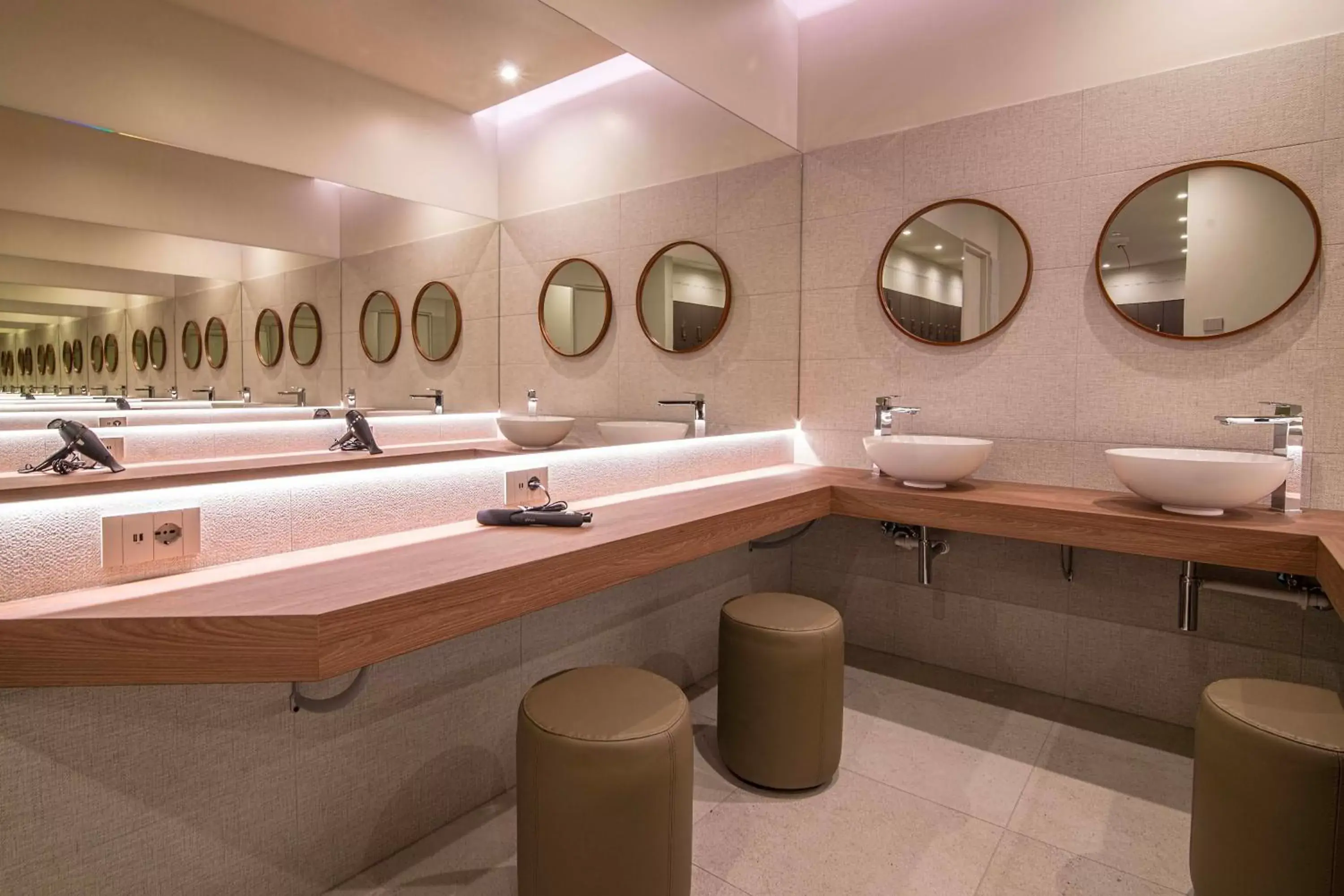 Spa and wellness centre/facilities, Bathroom in Terme Preistoriche Resort & Spa