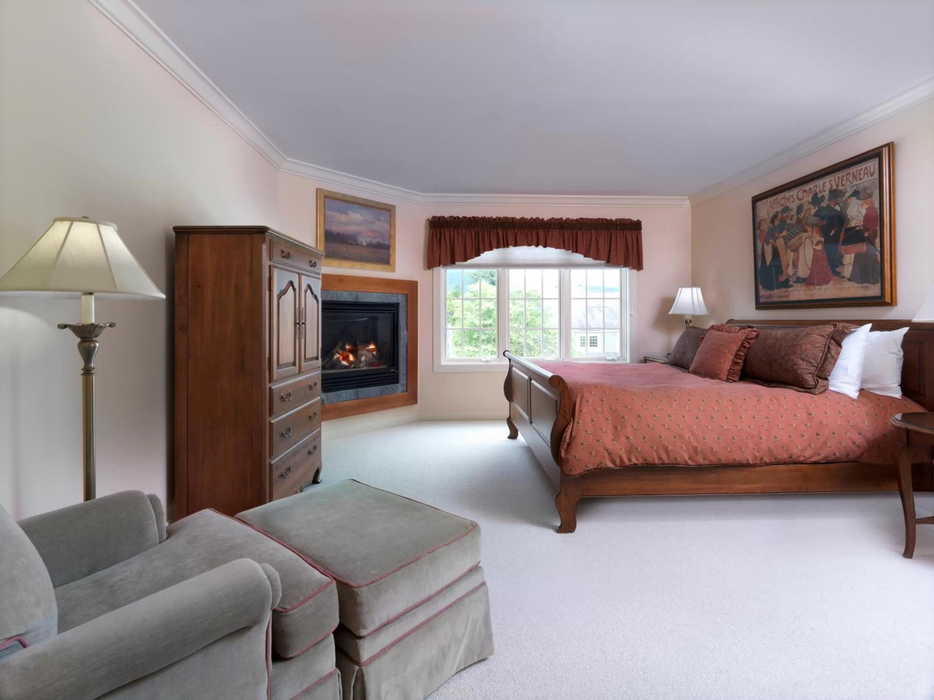 Photo of the whole room, Bed in Topnotch Resort